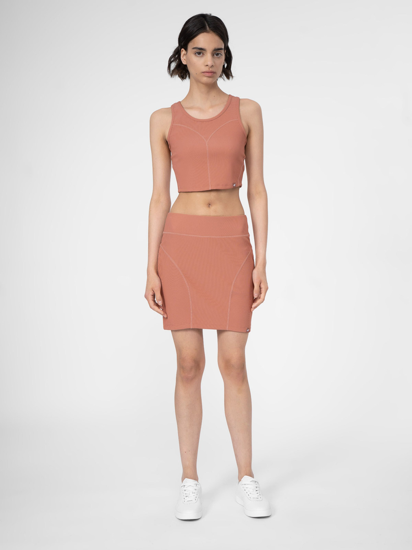 Спідниця міні 4F Sports Harmony модель 4FSS23TSKIF007-64S Фото