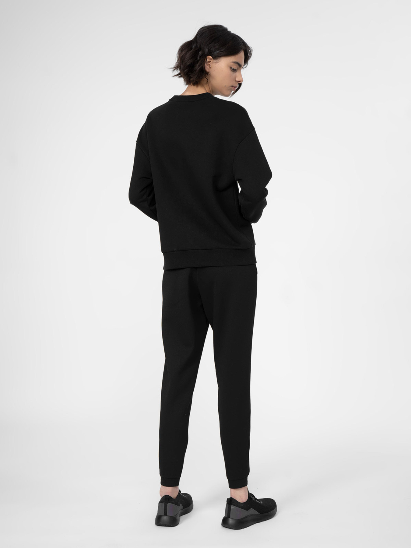 Спортивні штани 4F Basic+ модель 4FSS23TTROF333-20S Фото