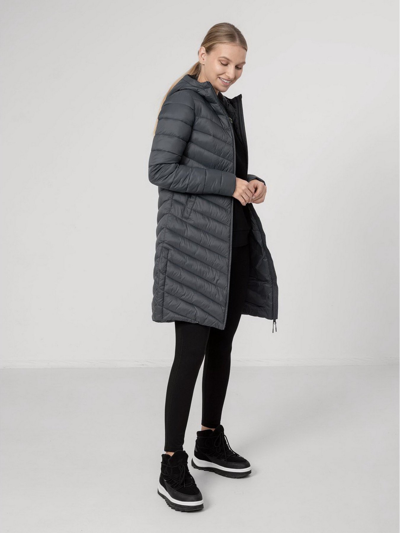 Зимова куртка 4F Soft Digitalizm модель H4Z22-KUDP015-30S Фото