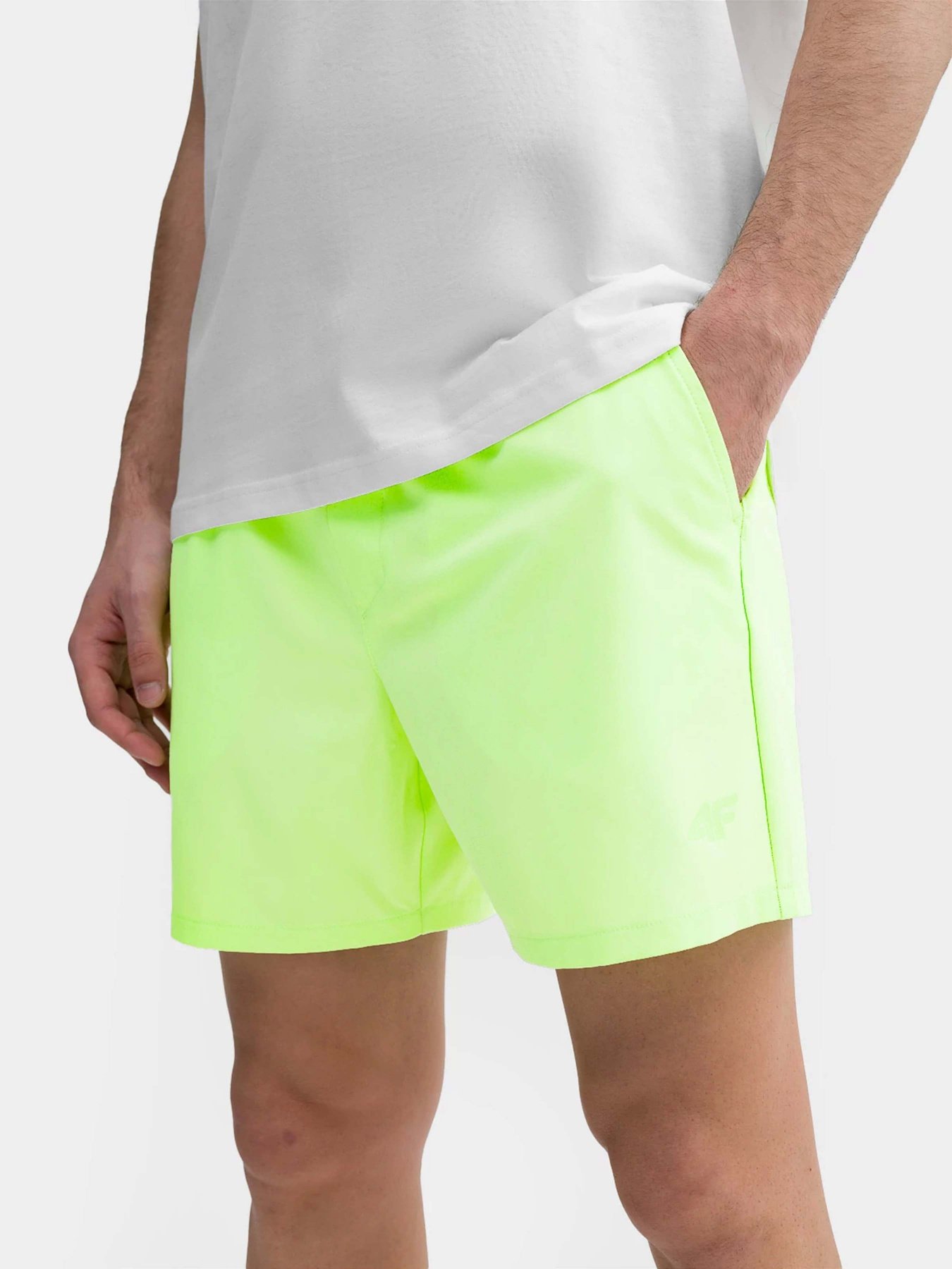 Повседневные шорты 4F Retro Riviera модель 4FSS23UBDSM022-45N Повседневные шорты 4F Retro Riviera модель 4FSS23UBDSM022-45N Фото