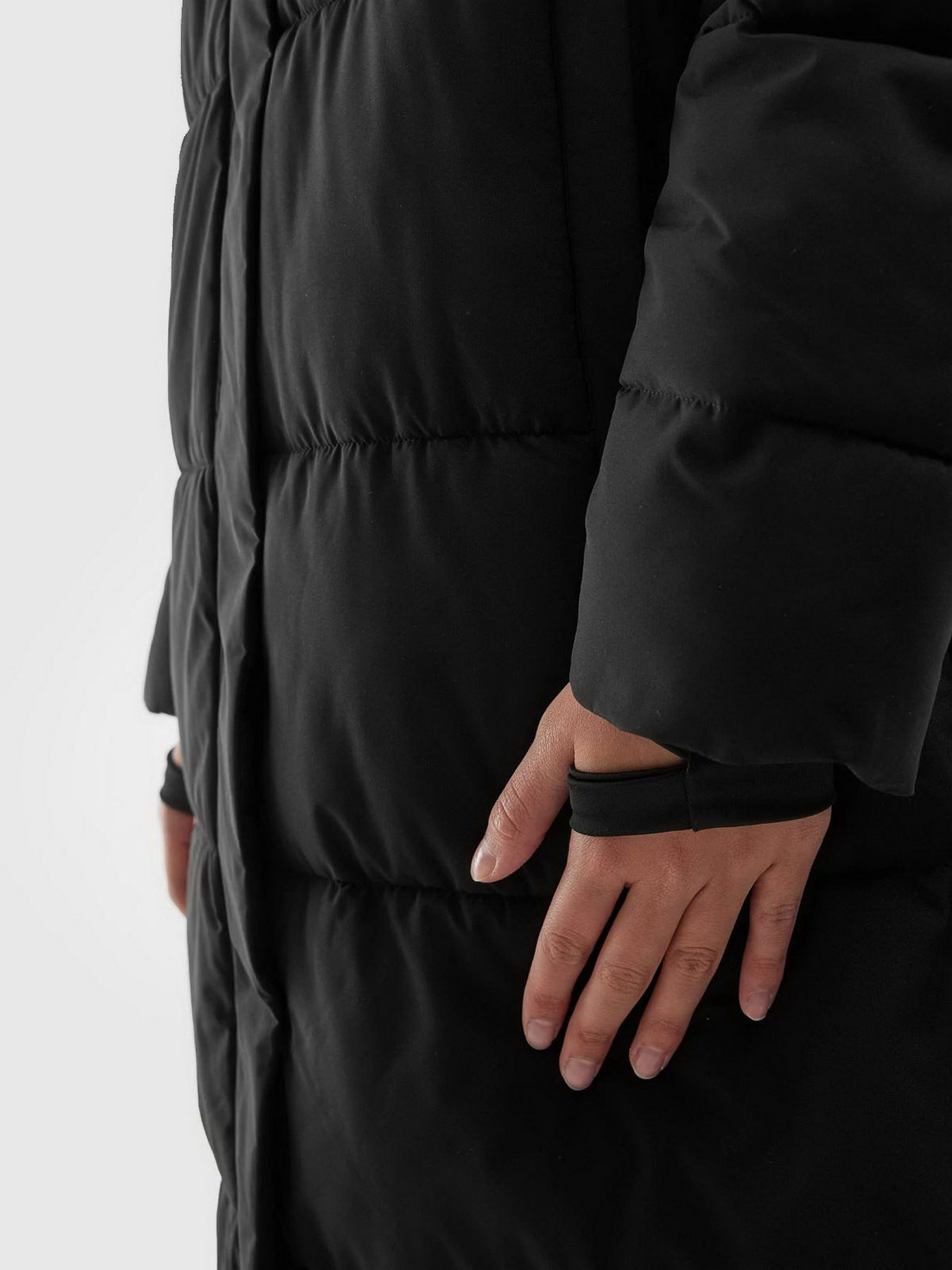 Зимняя куртка 4F Outerwear модель 4FAW23TDJAF237-20S Фото