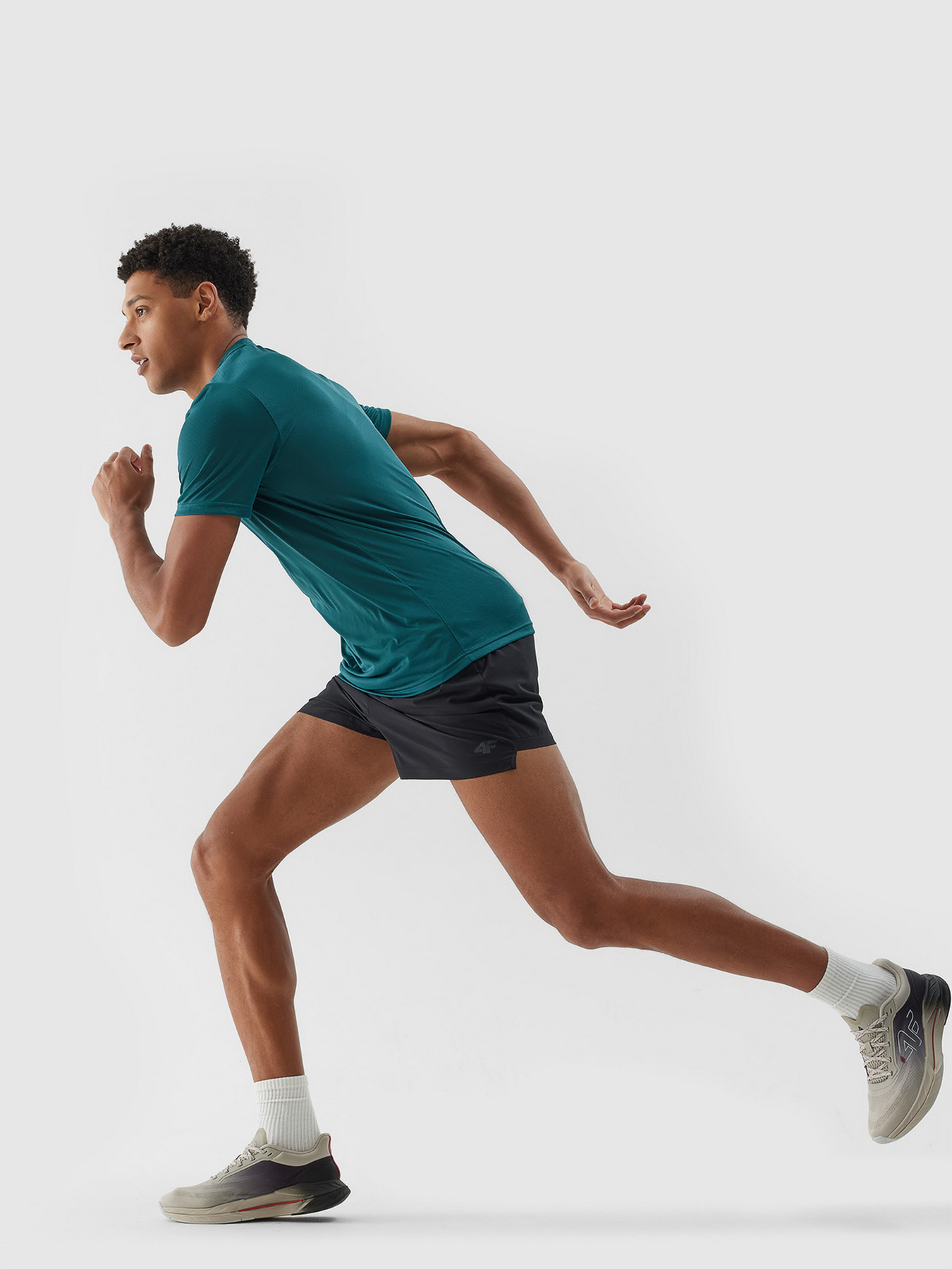 Шорти 4F Fnk M489 модель 4FWSS24TFSHM489-20S Фото