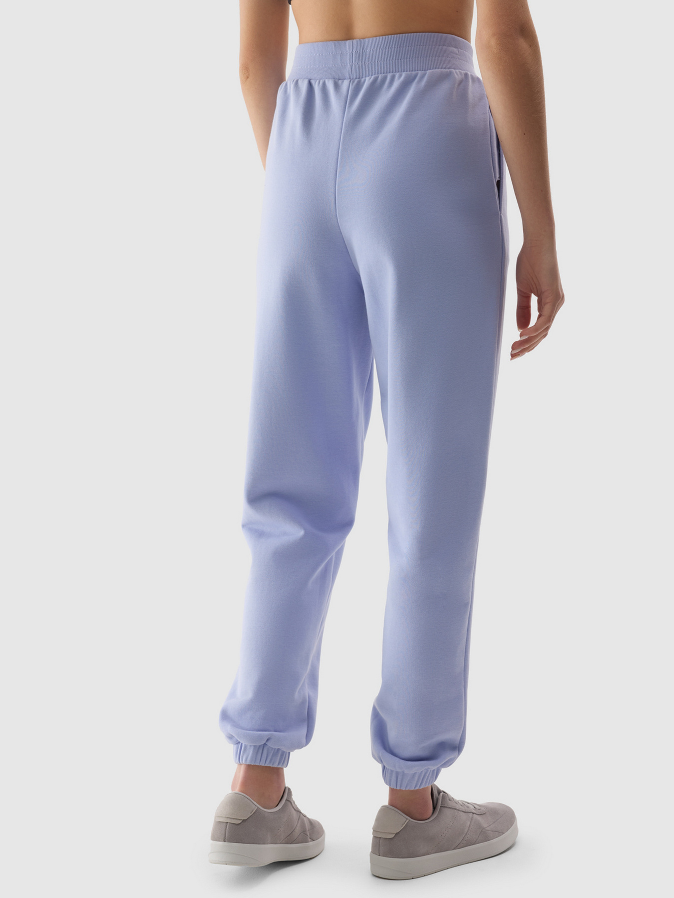 Штаны спортивные 4F Cas F666 модель 4FWSS24TTROF666-34S Фото