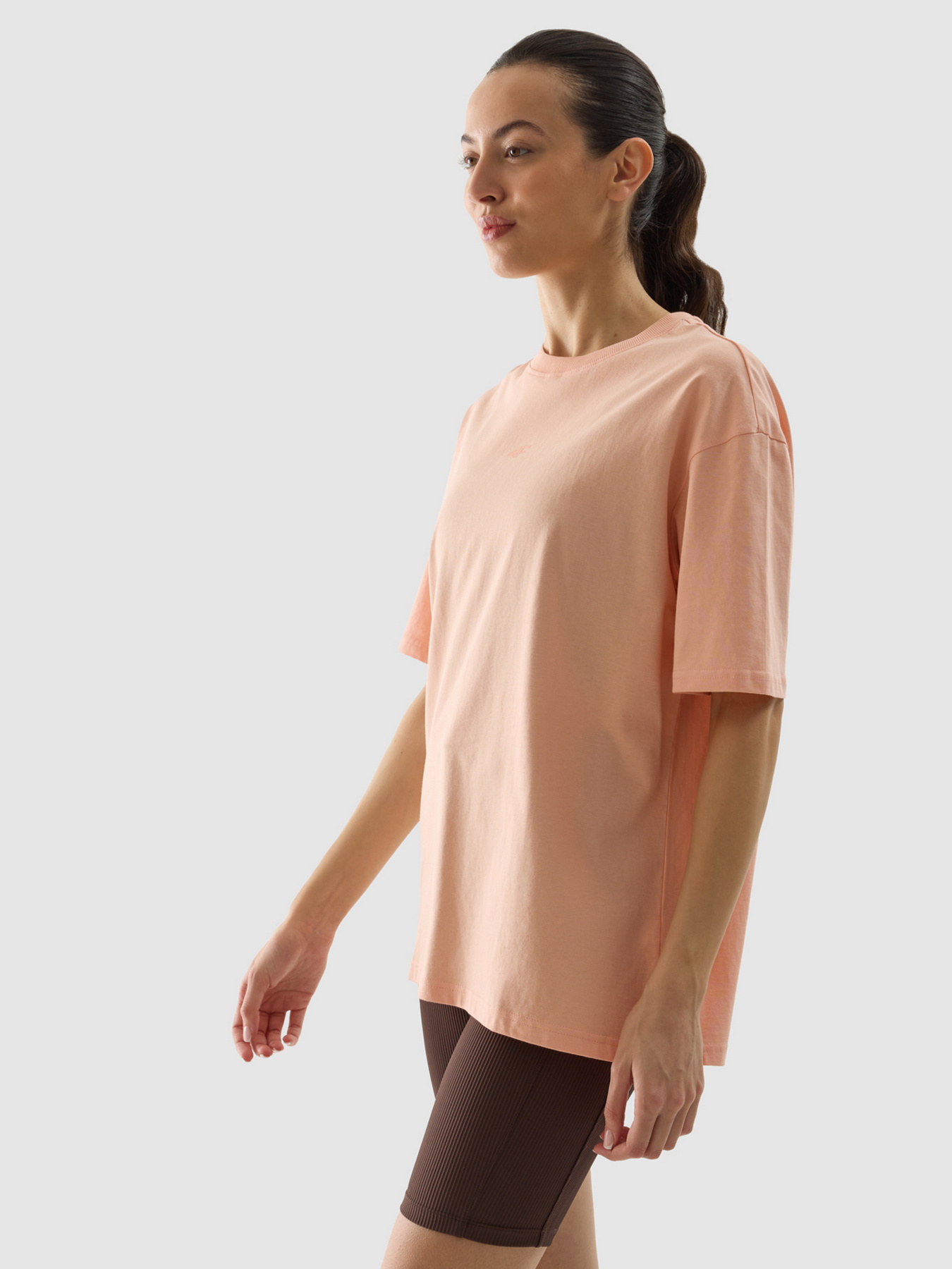 Футболка 4F F1355 модель 4FWSS24TTSHF1355-65S Фото