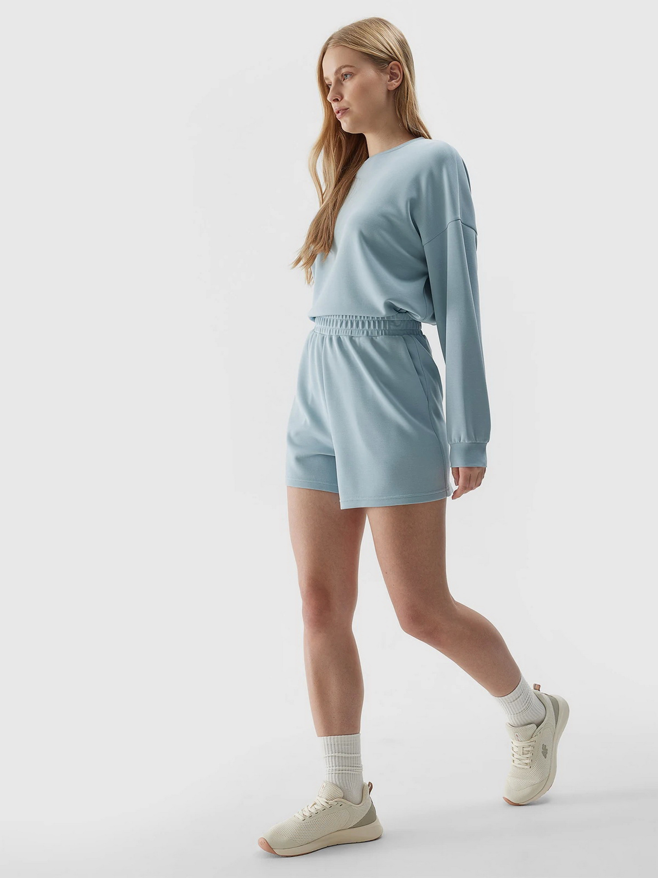 Повсякденні шорти 4F F324 модель 4FWSS24TSHOF324-34S Фото