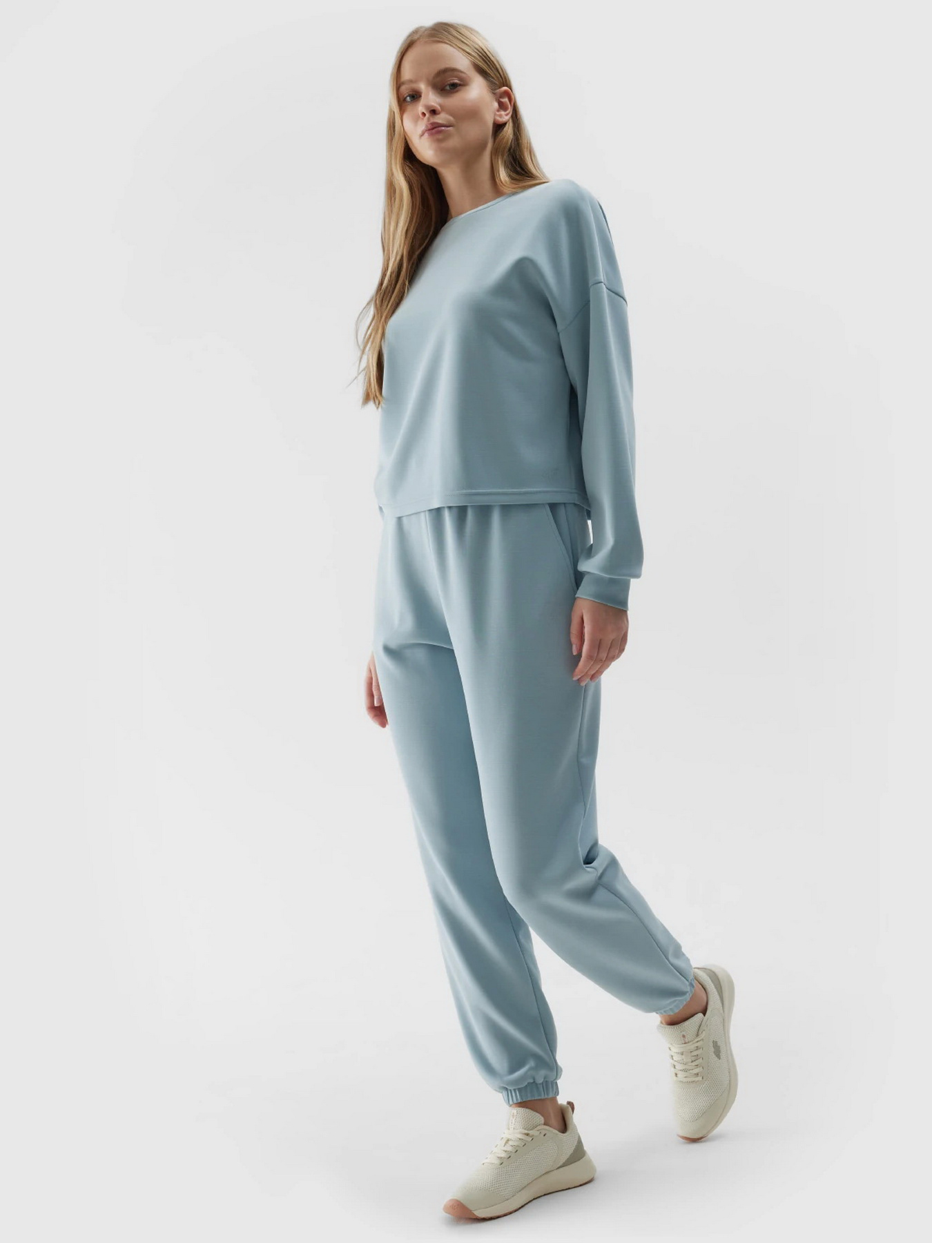 Світшот 4F F1001 Модель 4FWSS24TSWSF1001-34S Фото