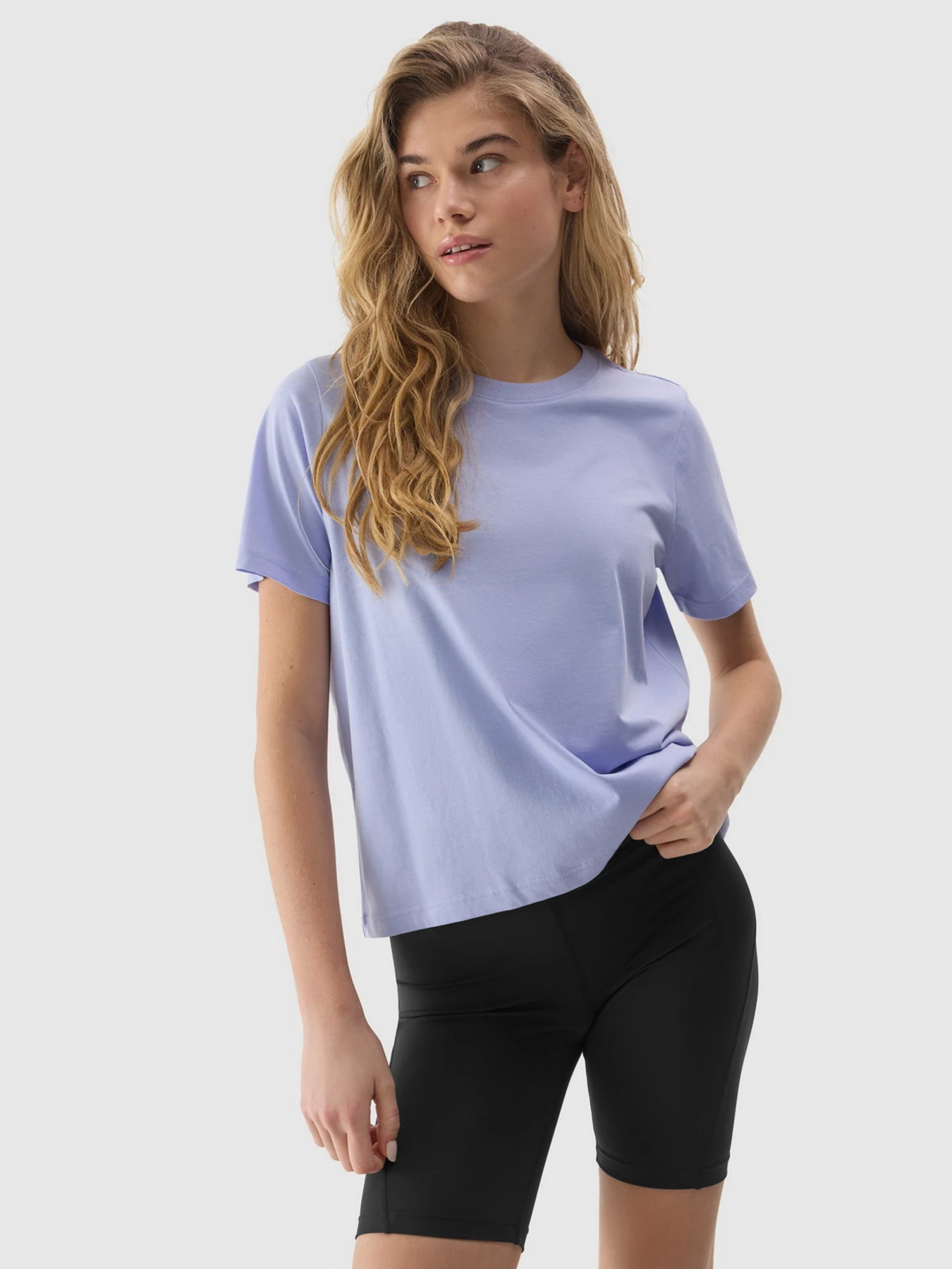 Футболка 4F F1360 модель 4FWSS24TTSHF1360-34S Футболка 4F F1360 модель 4FWSS24TTSHF1360-34S Фото