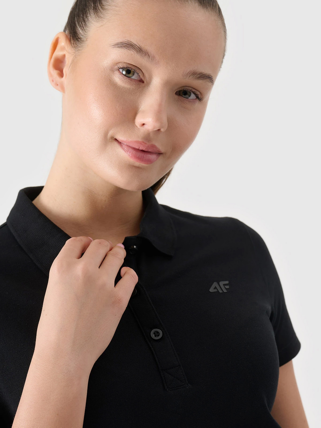 Поло 4F F132 модель 4FWSS24TPTSF132-20S Поло 4F F132 модель 4FWSS24TPTSF132-20S Фото