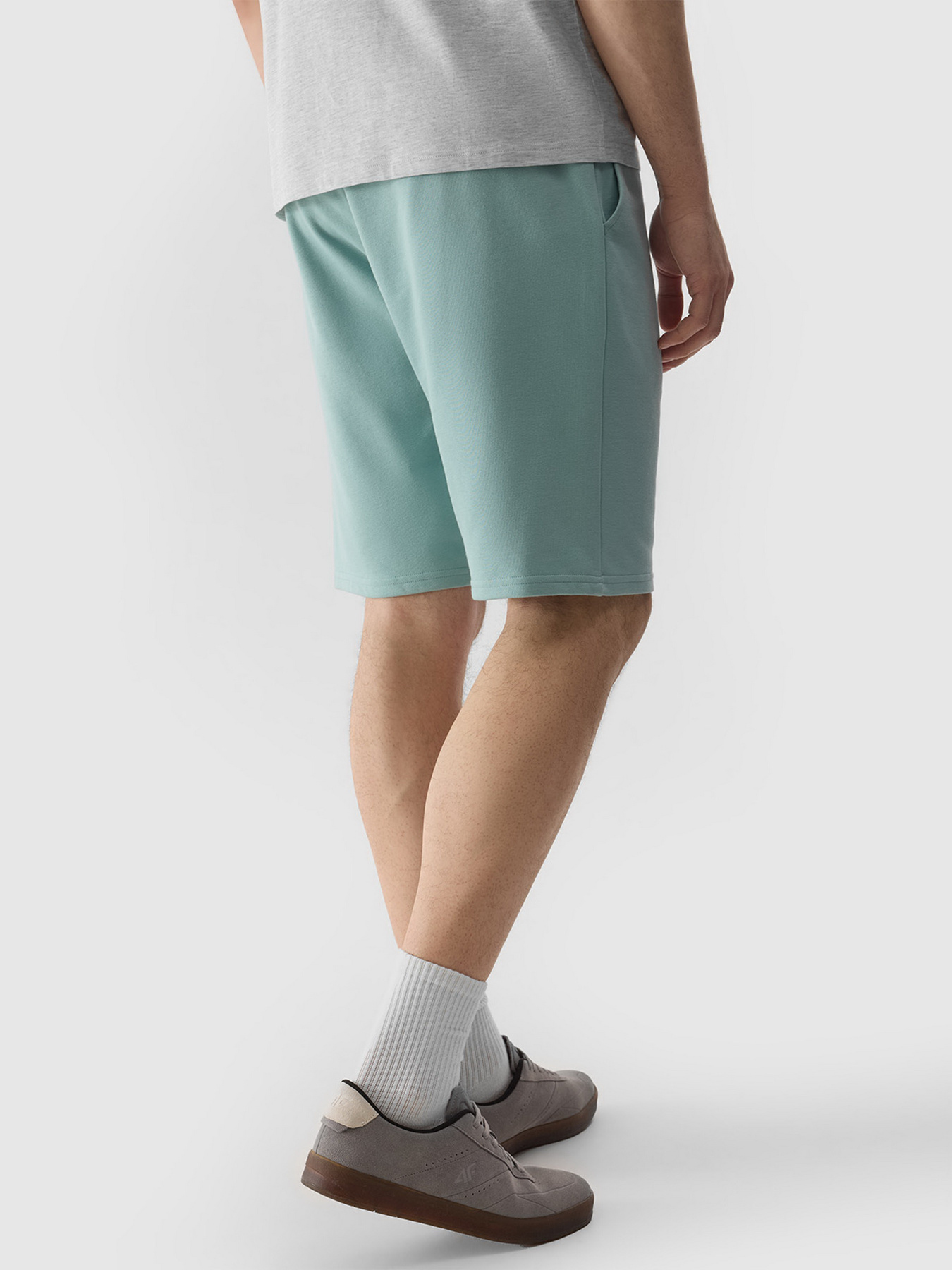 Повседневные шорты 4F M284 модель 4FWSS24TSHOM284-47S Фото