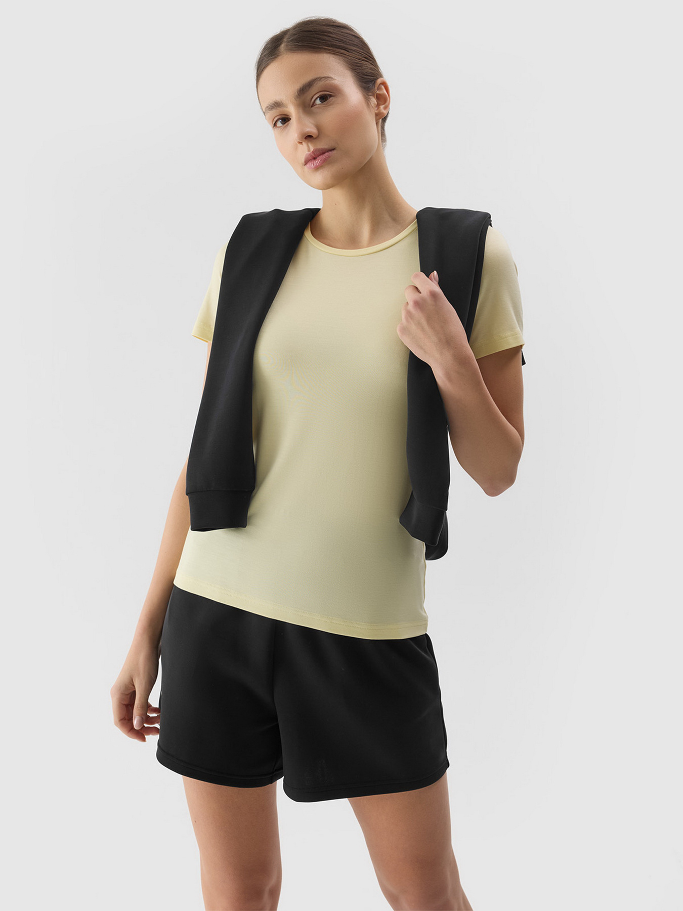 Футболка 4F F1267 модель 4FWSS24TTSHF1267-73S Футболка 4F F1267 модель 4FWSS24TTSHF1267-73S Фото