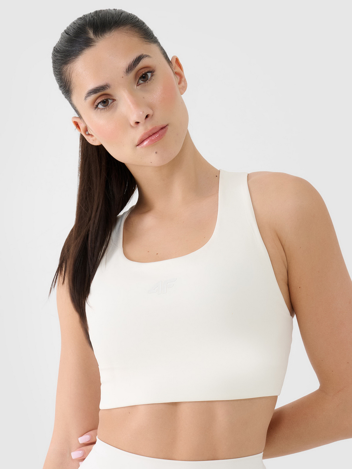 Спортивный топ 4F F152 модель 4FRSS25USBAF152-11S Фото