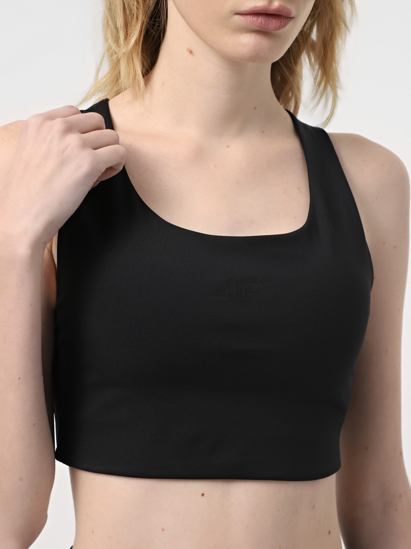 Спортивний топ 4F F152 модель 4FRSS25USBAF152-20S Фото