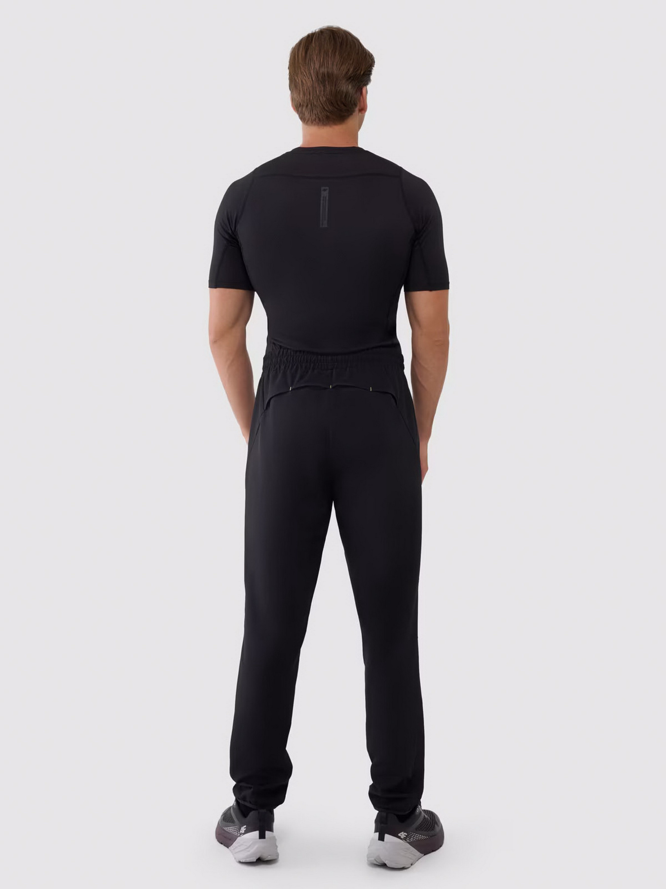 Штаны спортивные 4F M0781 модель 4FWSS25TFTRM0781-20S Фото