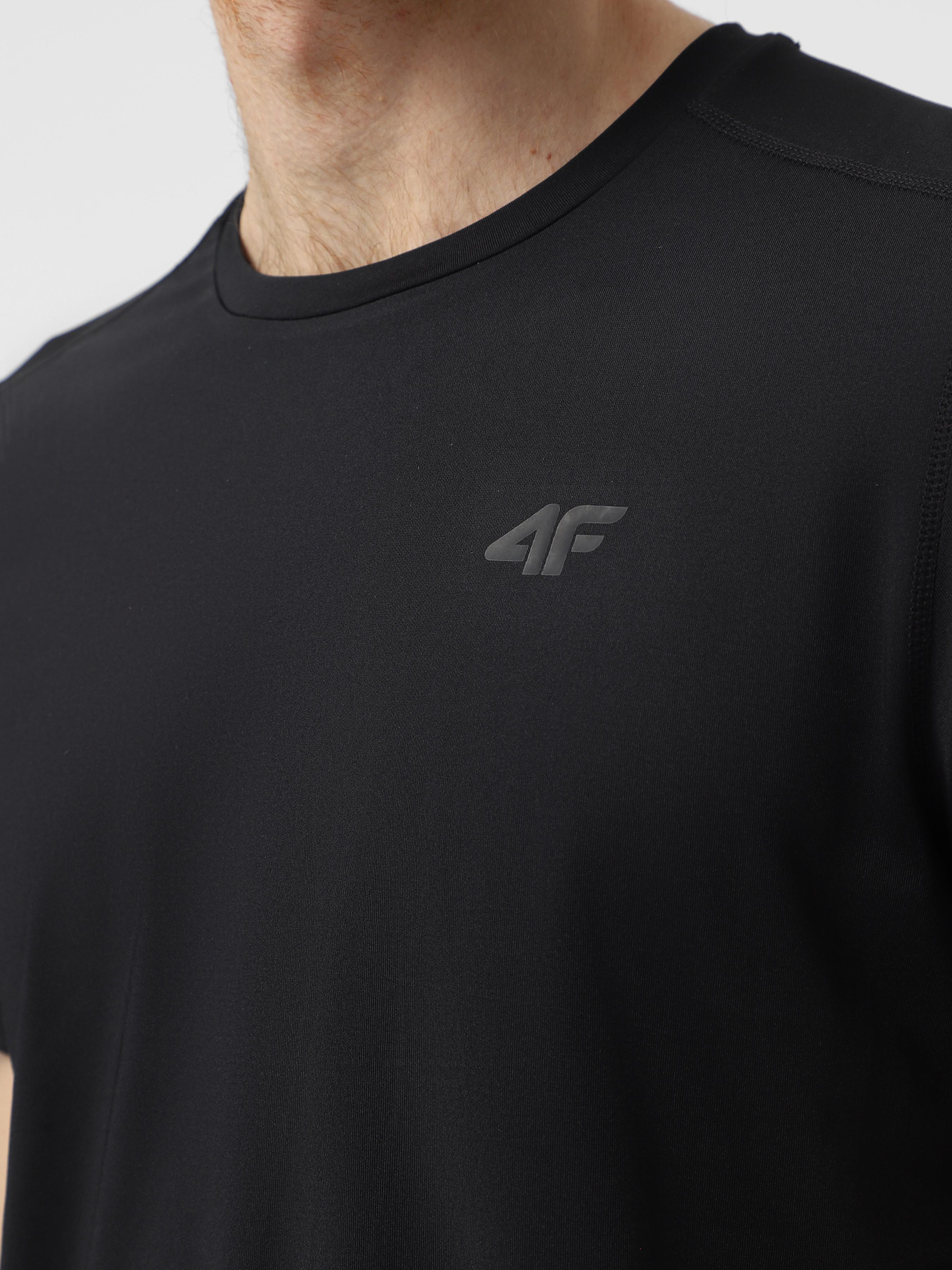 Футболка 4F M1343 модель 4FWSS25TFTSM1343-20S Фото