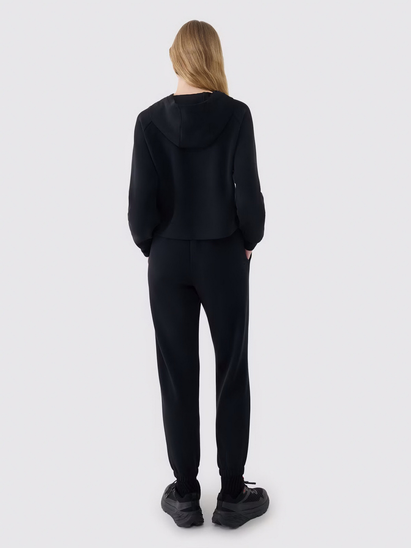 Свитшот 4F F1562 модель 4FWSS25TSWSF1562-20S Свитшот 4F F1562 модель 4FWSS25TSWSF1562-20S Фото