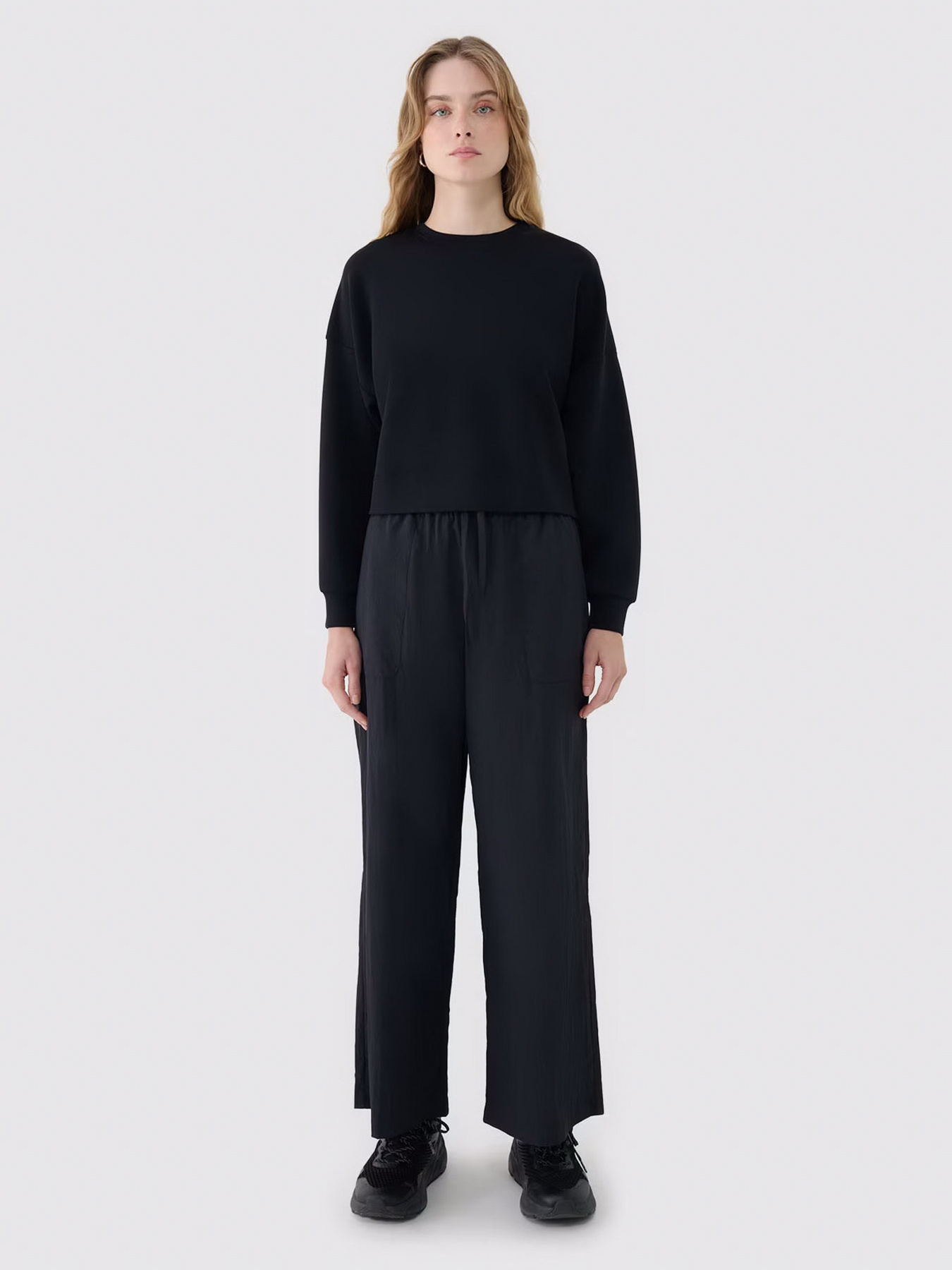 Свитшот 4F F1576 модель 4FWSS25TSWSF1576-20S Фото