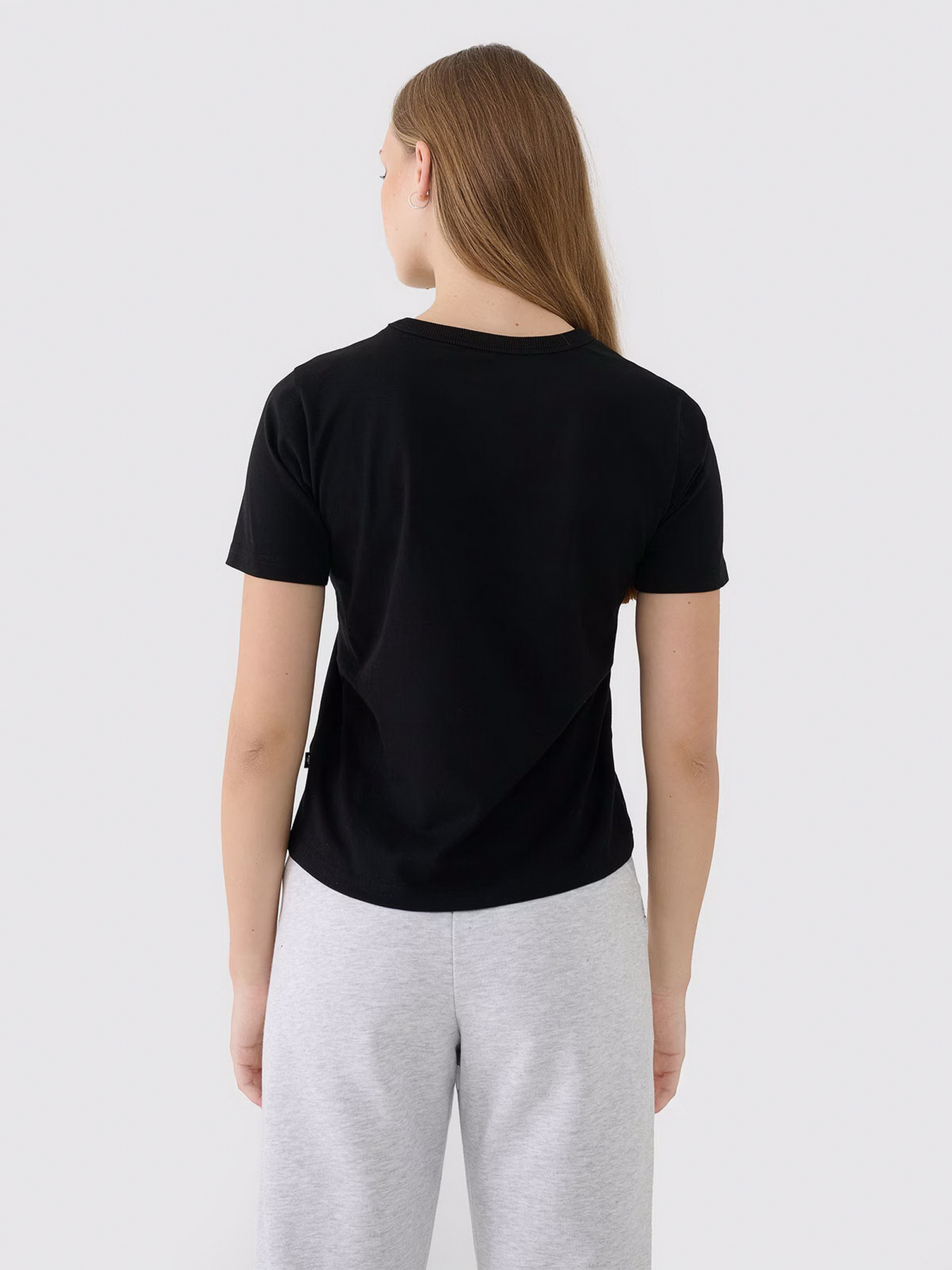 Футболка 4F F1991 модель 4FWSS25TTSHF1991-20S Фото