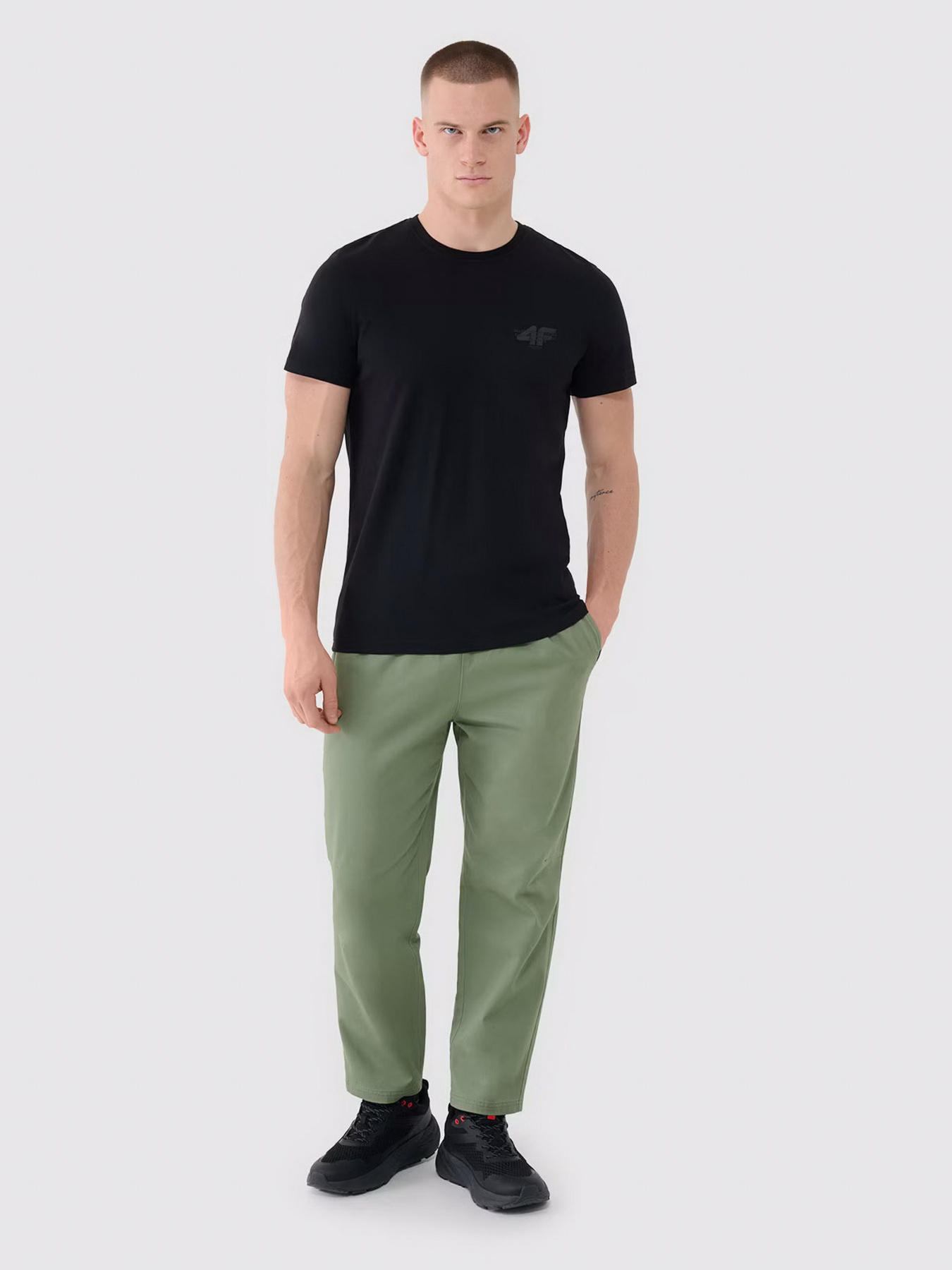 Футболка 4F M1974 Модель 4FWSS25TTSHM1974-20S Фото