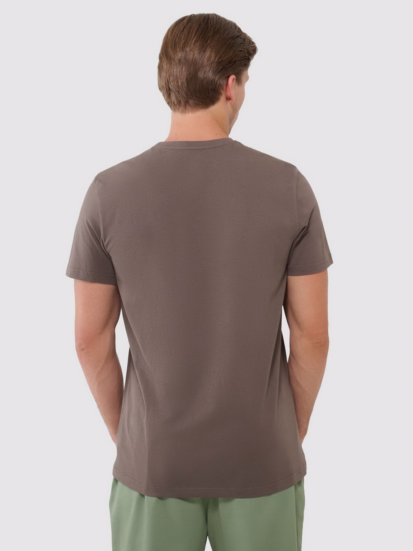 Футболка 4F M1974 модель 4FWSS25TTSHM1974-80S Футболка 4F M1974 модель 4FWSS25TTSHM1974-80S Фото