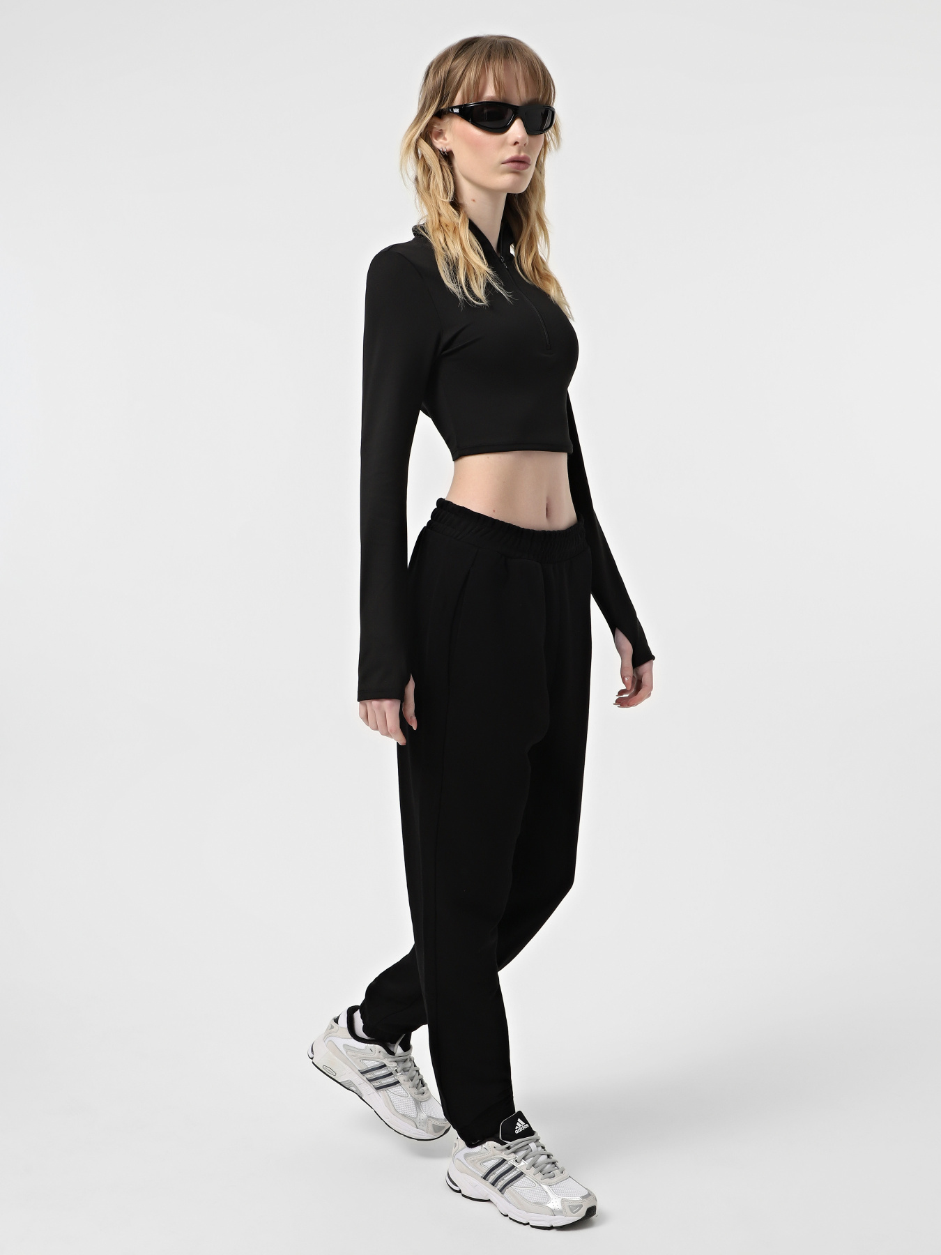 Спортивні штани 4F U0997 модель 4FWSS25TTROU0997-20S Фото