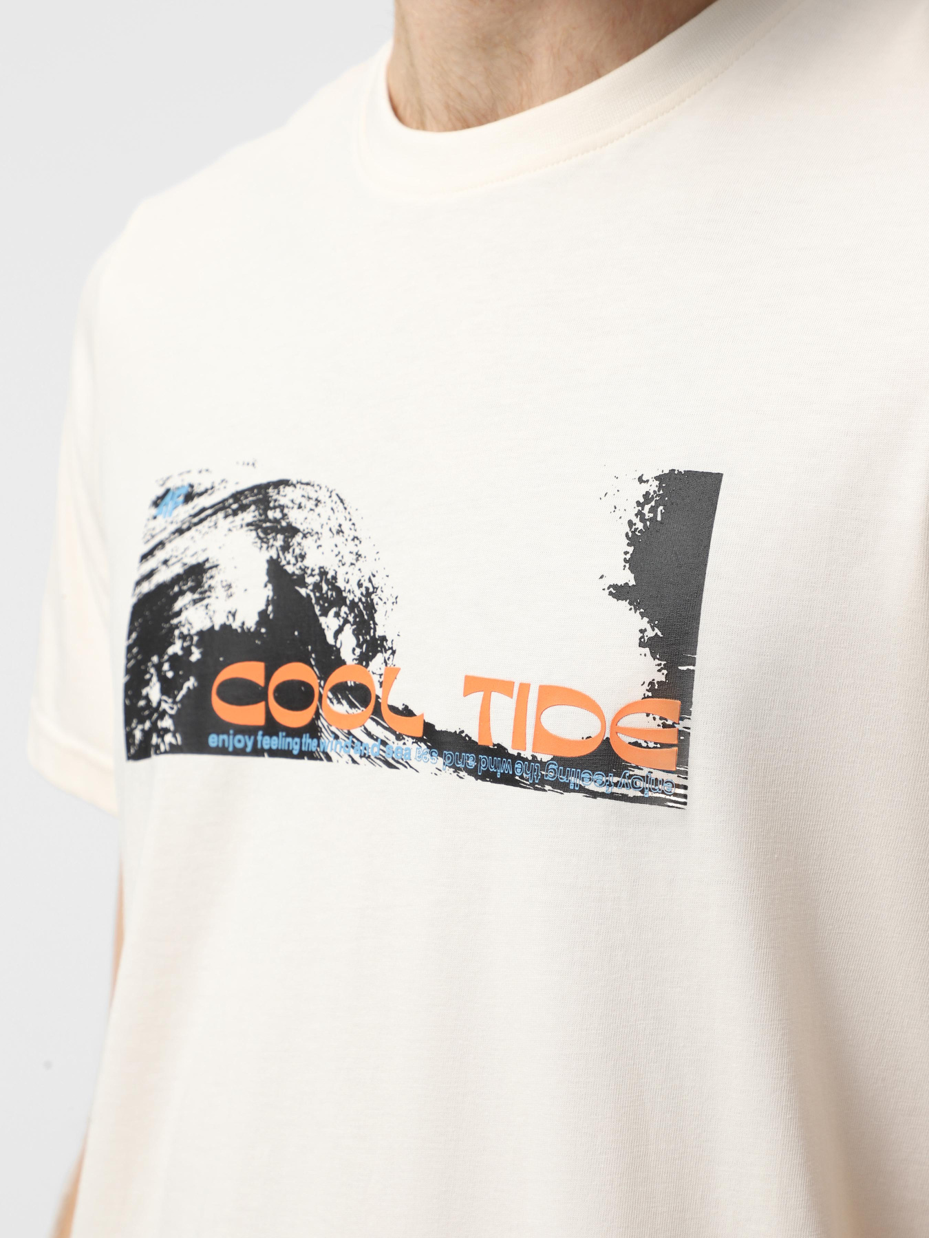 Футболка 4F M2030 модель 4FWSS25TTSHM2030-11S Фото