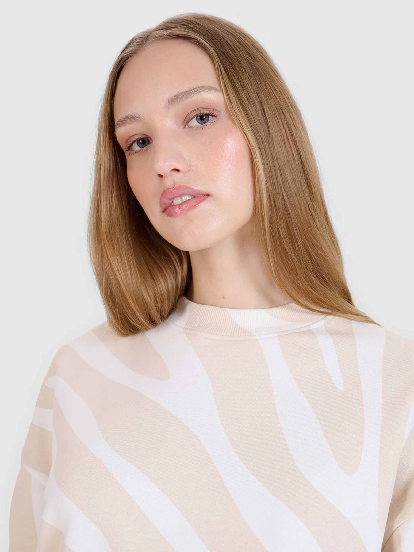 Свитшот 4F F1579 модель 4FWSS25TSWSF1579-11A Фото