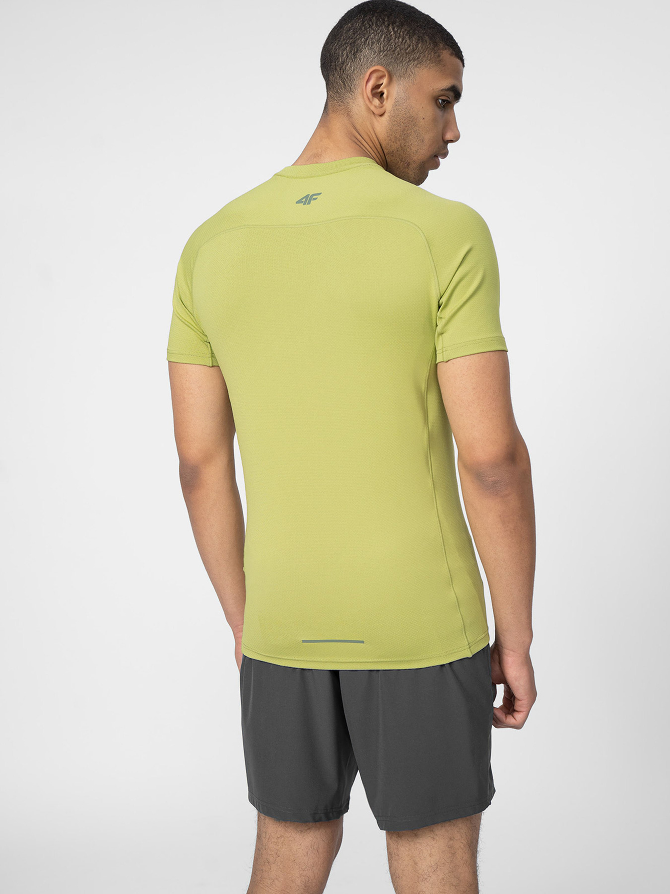 Футболка спортивная 4F Beyond Limints модель 4FSS23TFTSM171-41S Фото