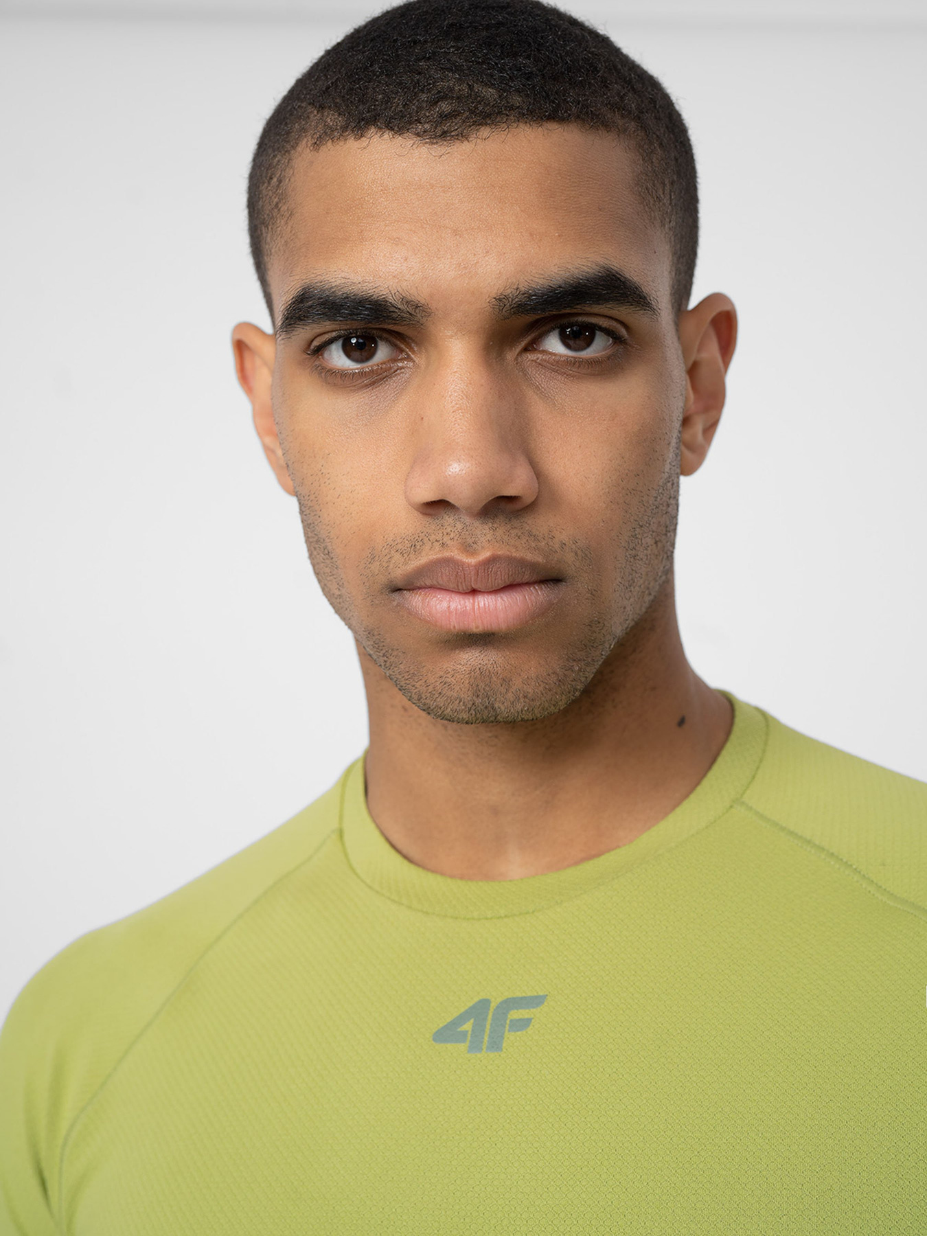 Футболка спортивная 4F Beyond Limints модель 4FSS23TFTSM171-41S Фото