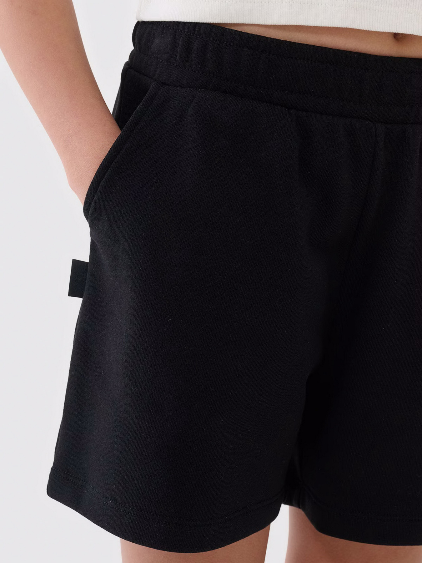 Спортивні шорти 4F F470 модель 4FJWSS25TSHOF470-20S Фото