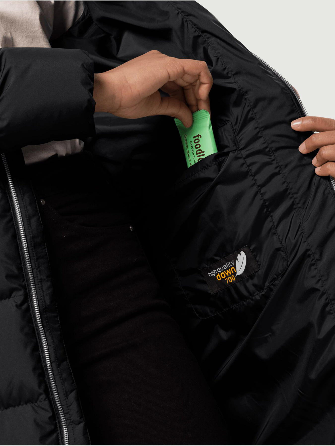 Пальто с утеплителем Jack Wolfskin модель 1204132_6000_002 Фото