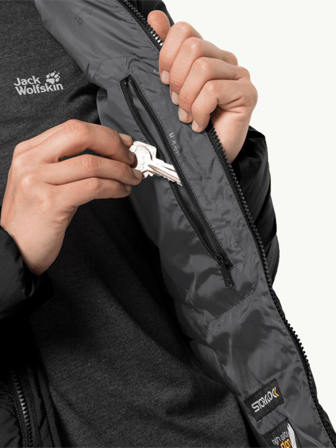 Пальто с утеплителем Jack Wolfskin модель 1202081_6000_001 Фото