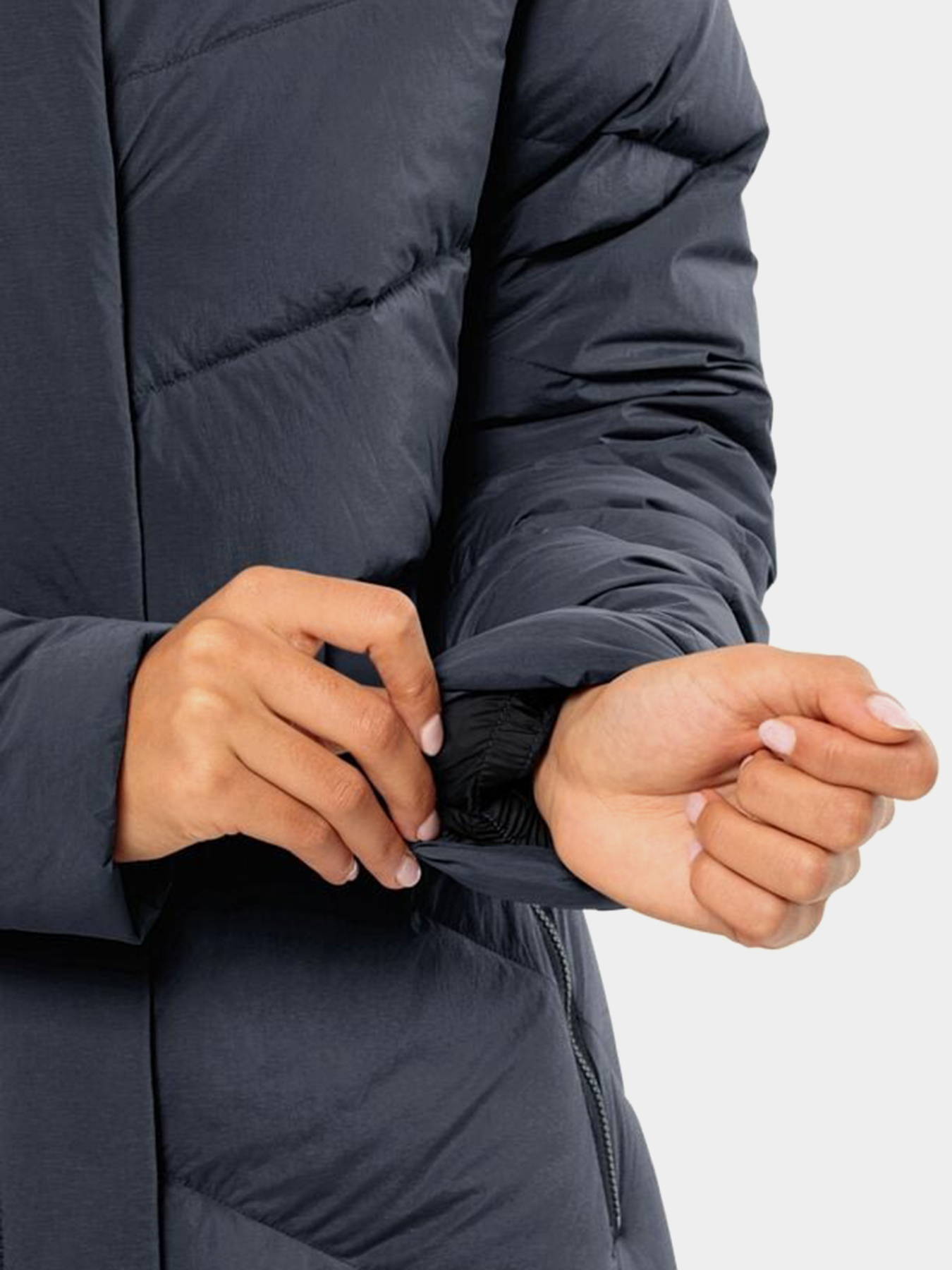 Пуховик Jack Wolfskin Marienplatz модель 1206971_1010 Фото