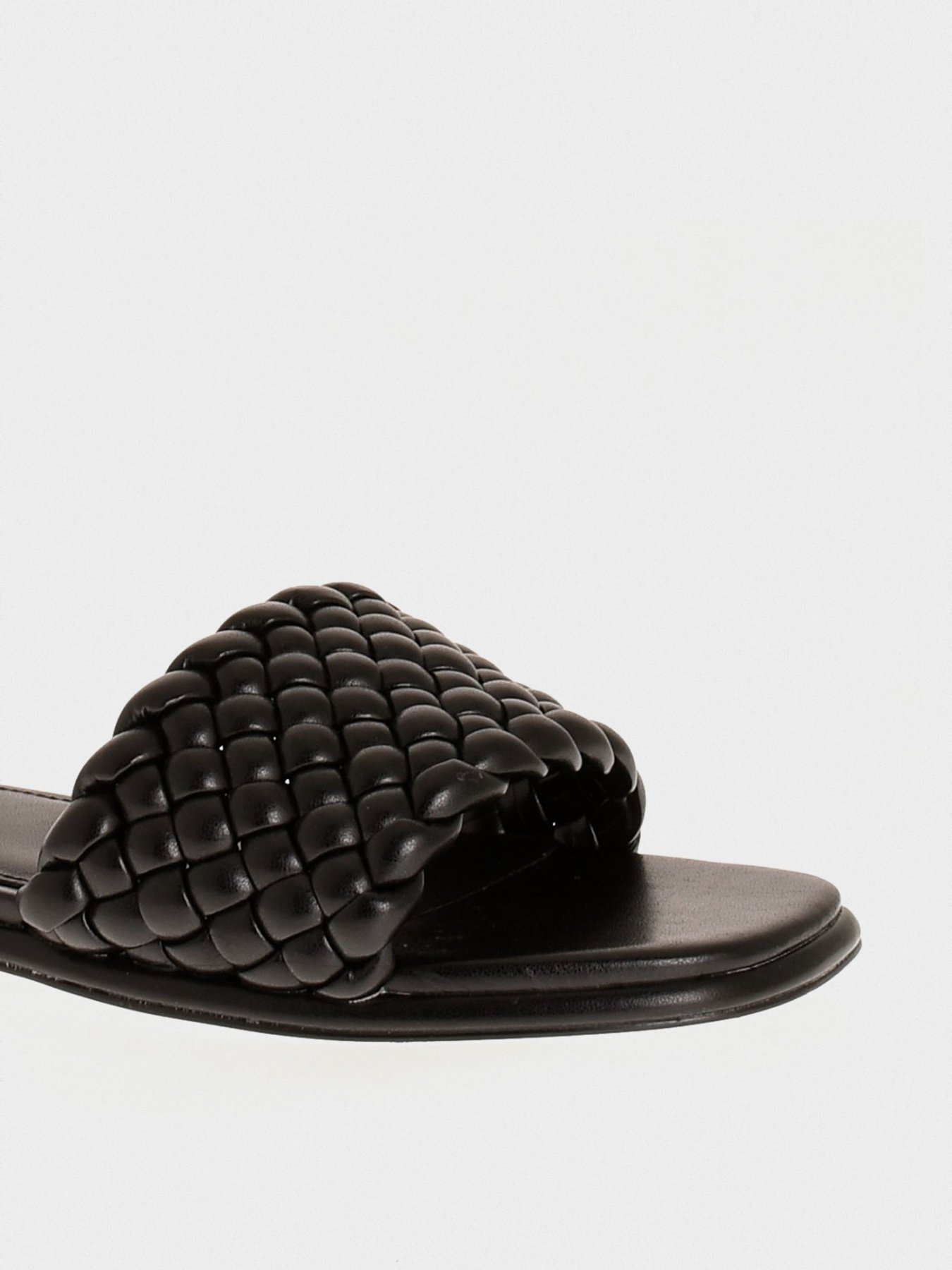 Шльопанці Michael Kors Alyssa модель 40S1AMFA2L_001 Шльопанці Michael Kors Alyssa модель 40S1AMFA2L_001 Фото