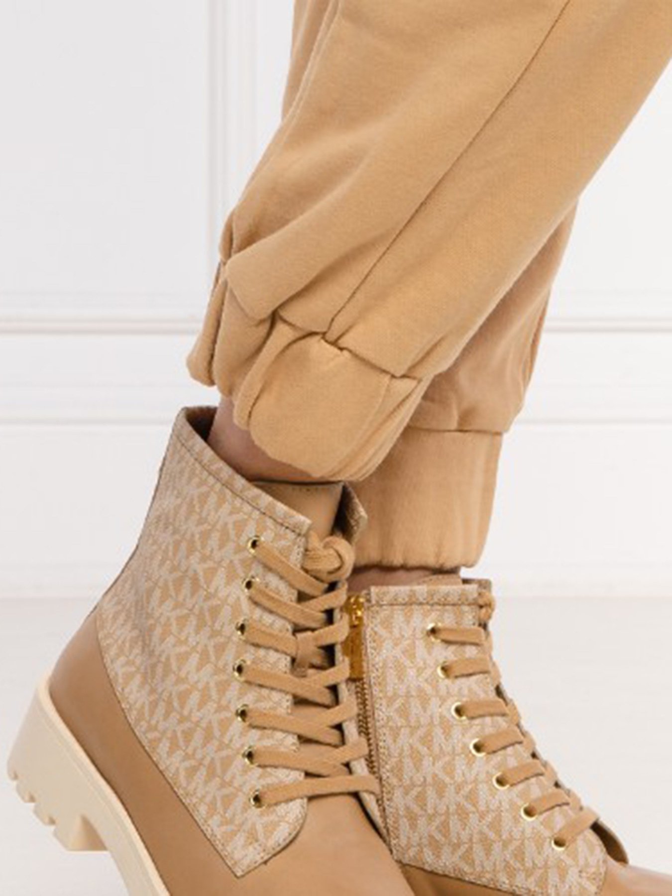 Ботинки Michael Kors модель 40T1JAFE5L_222 Фото