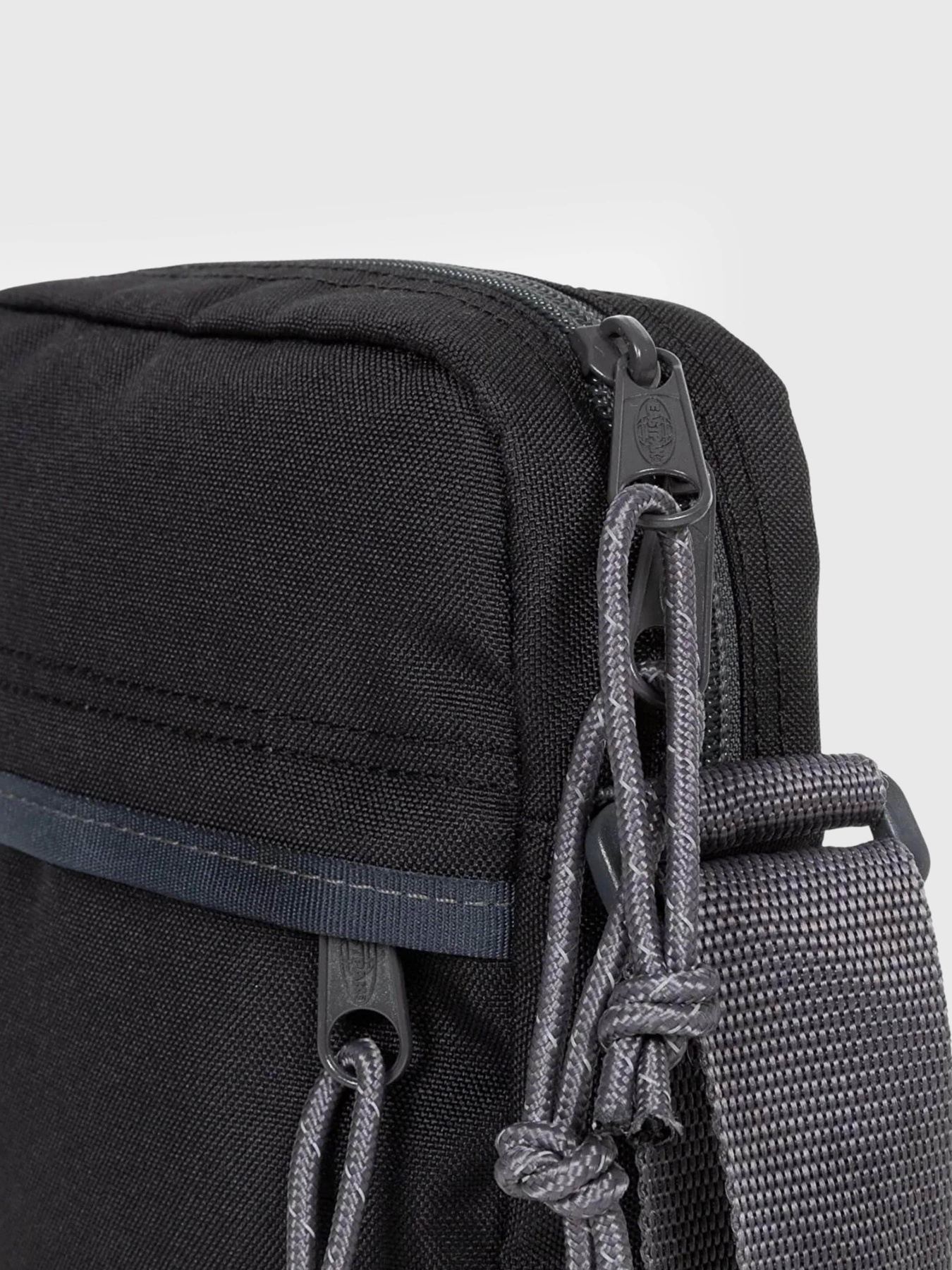 Мессенджер EastPak модель EK0000451E31 Фото