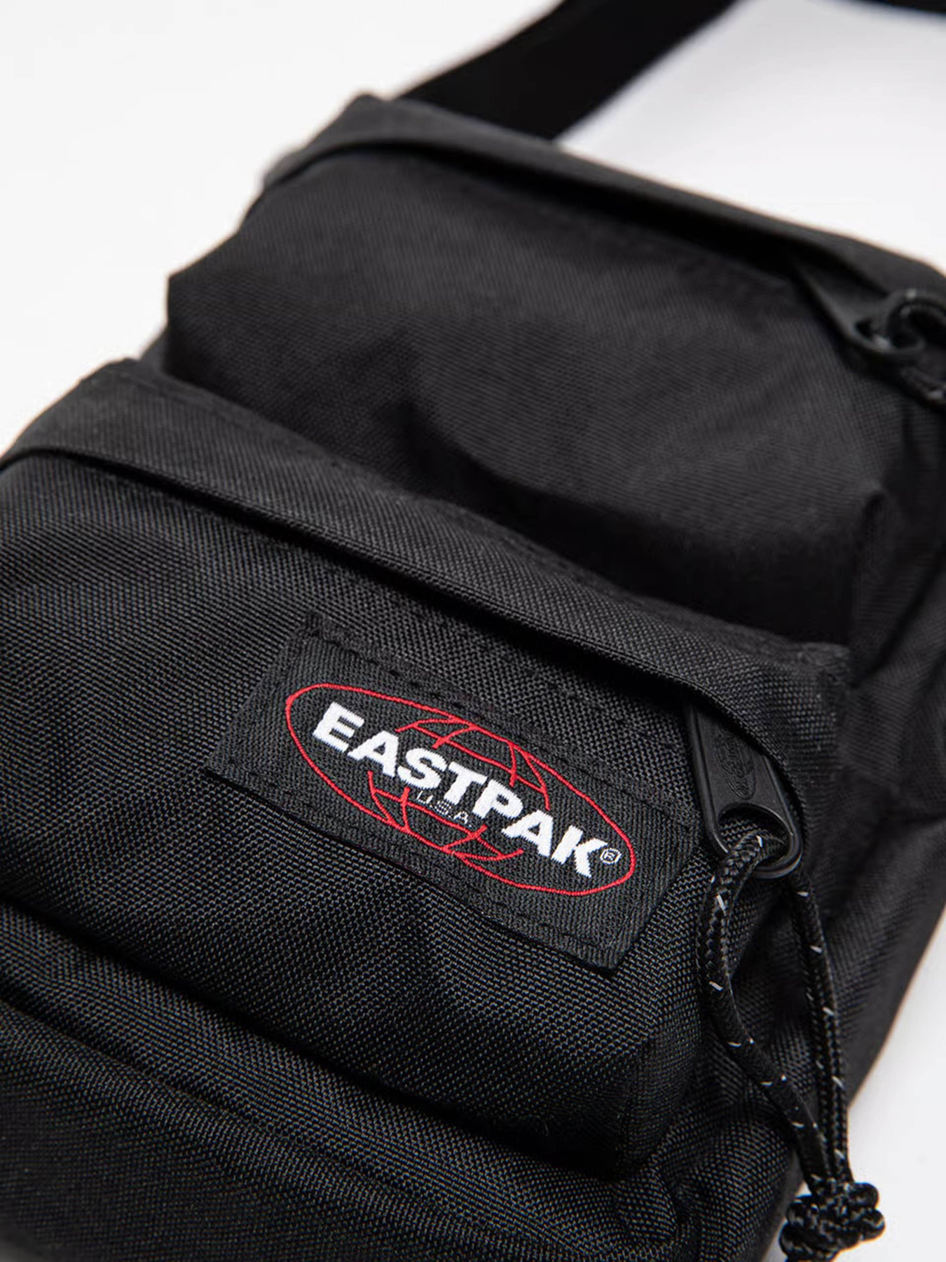 Мессенджер EastPak модель EK0A5B830081 Фото