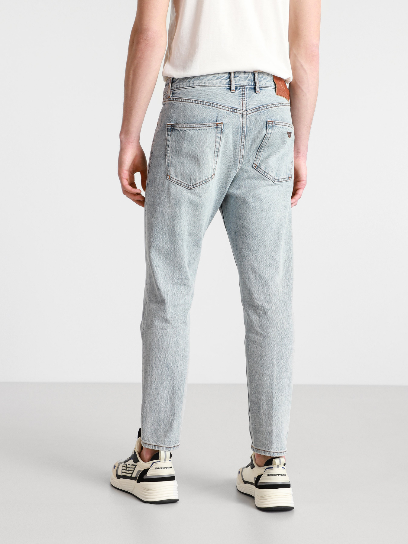 Прямые джинсы Emporio Armani Straight модель 3K1J77-1DLJZ-0943 Фото