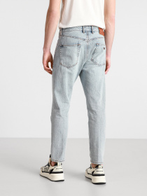 Прямые джинсы Emporio Armani Straight модель 3K1J77-1DLJZ-0943 Фото