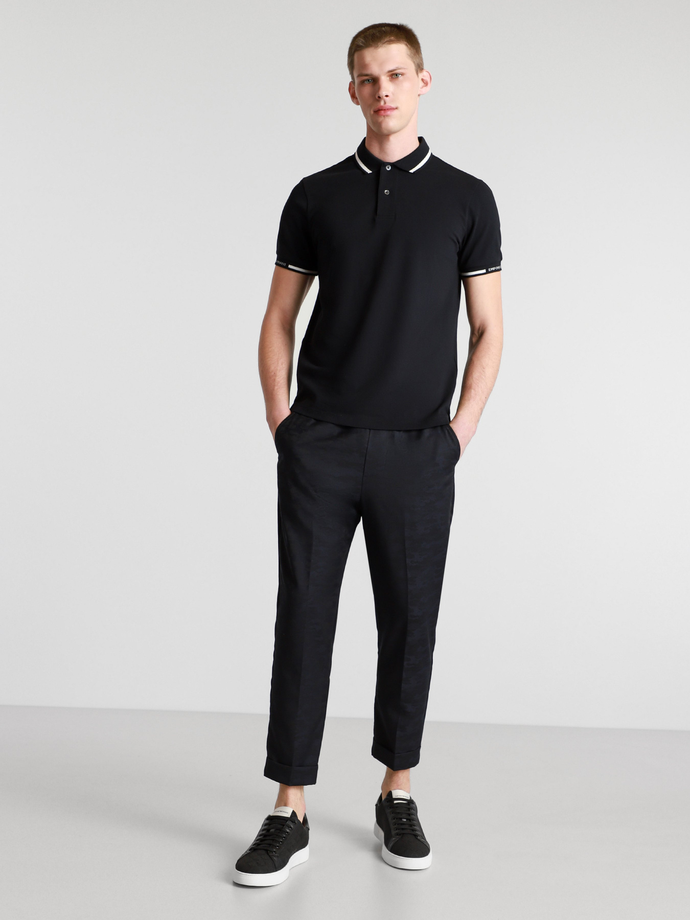 Повсякденні штани Emporio Armani модель 3K1PL3-1NVMZ-F947 Фото