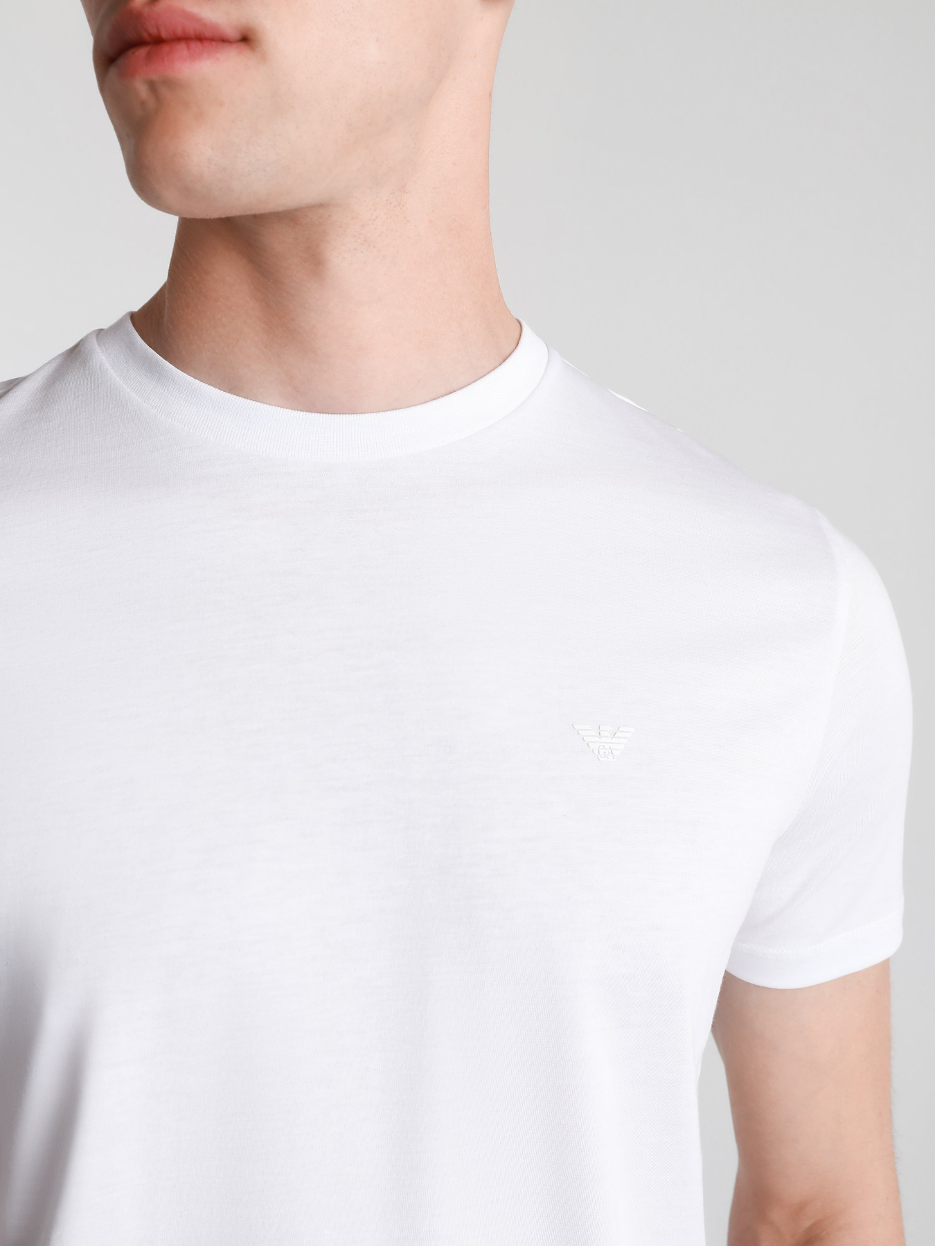 Футболка Emporio Armani модель 3K1TAT-1JSHZ-0100 Фото