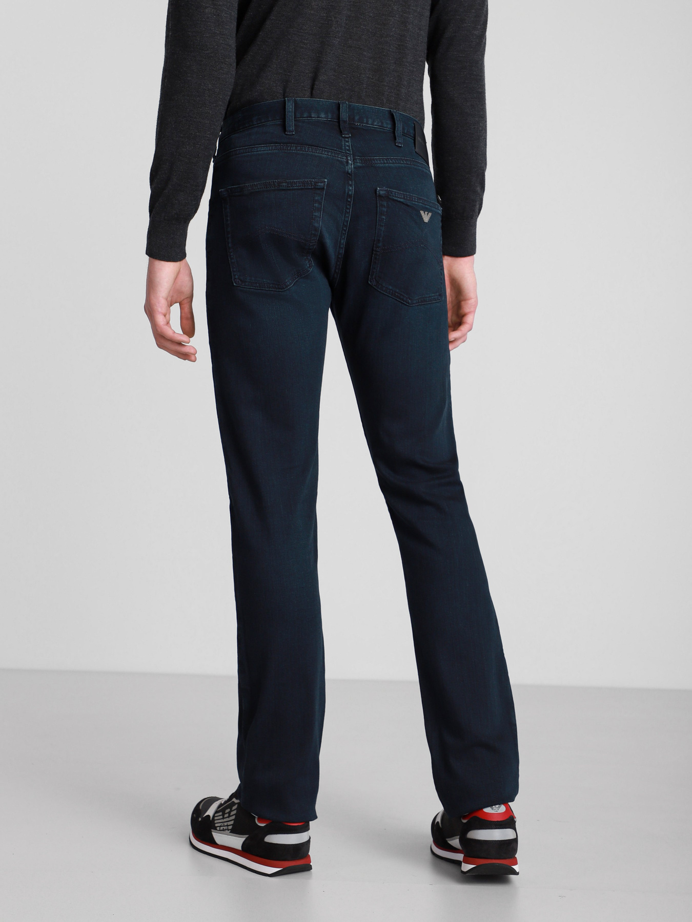 Прямые джинсы Emporio Armani J45J45 модель 8N1J45-1D0IZ-0942 Фото