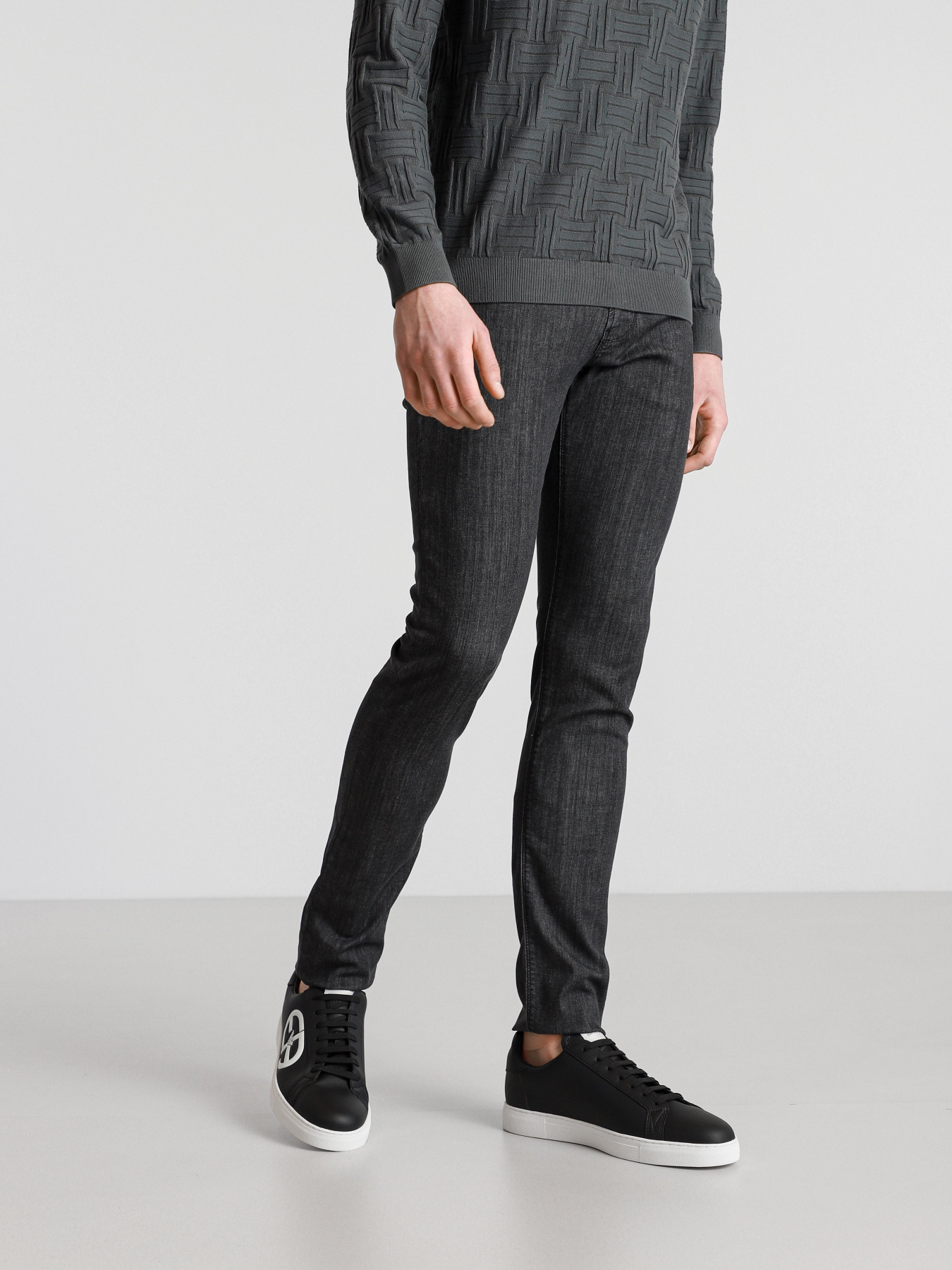 Зауженные джинсы Emporio Armani Slim модель 3K1J06-1D5PZ-0006 Фото