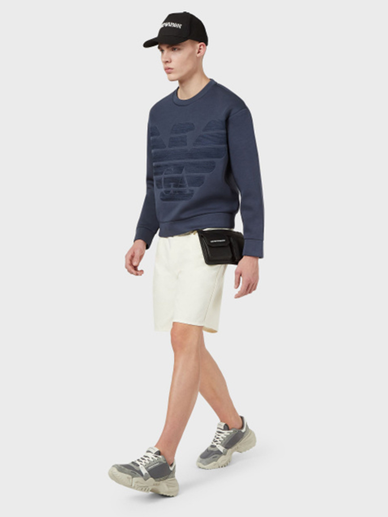 Повседневные шорты Emporio Armani модель 3K1PS1-1NJ5Z-0101 Повседневные шорты Emporio Armani модель 3K1PS1-1NJ5Z-0101 Фото