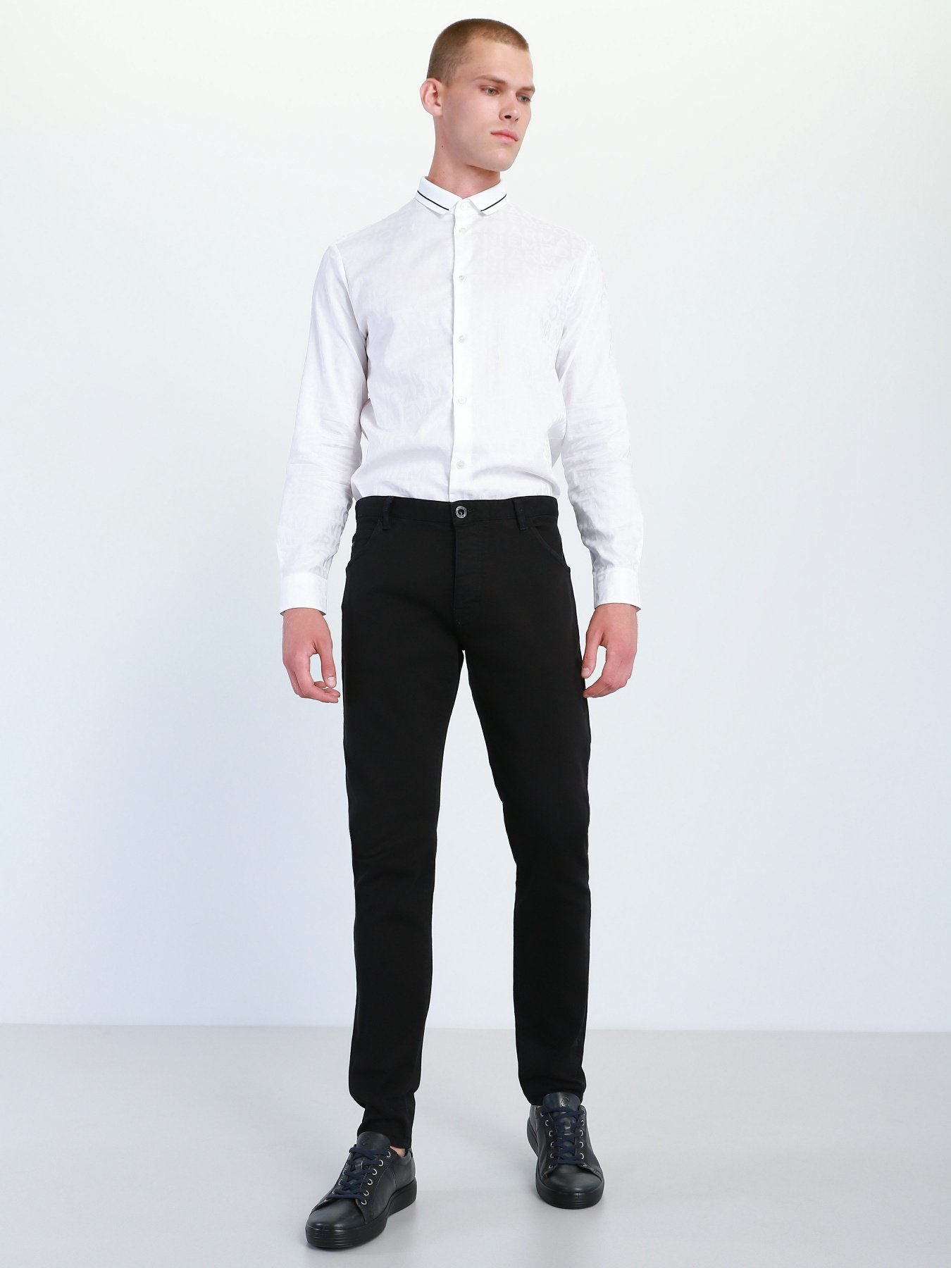 Зауженные джинсы Emporio Armani Slim модель 6K1J09-1N0CZ-0999 Фото