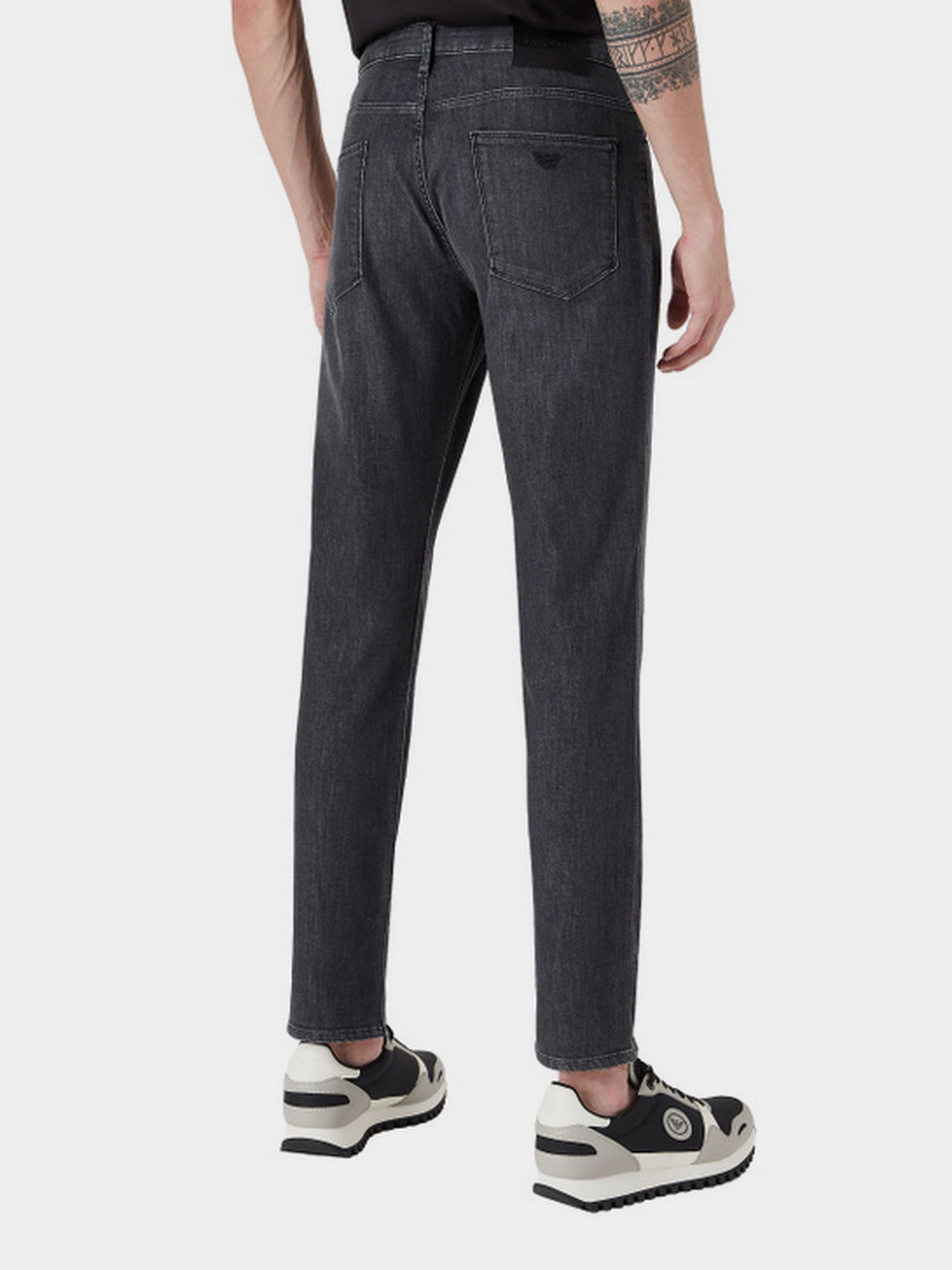 Зауженные джинсы Emporio Armani Slim модель 8N1J06-1D85Z-0006 Фото