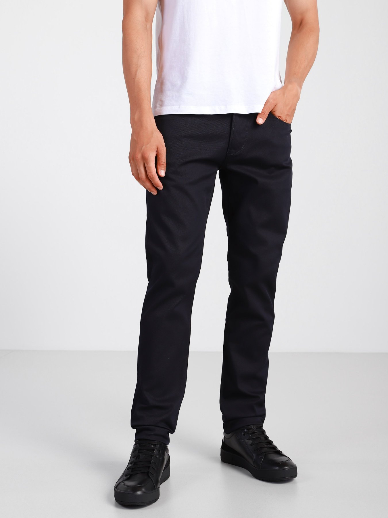 Зауженные джинсы Emporio Armani Slim модель 8N1J06-1NJ9Z-0920 Фото