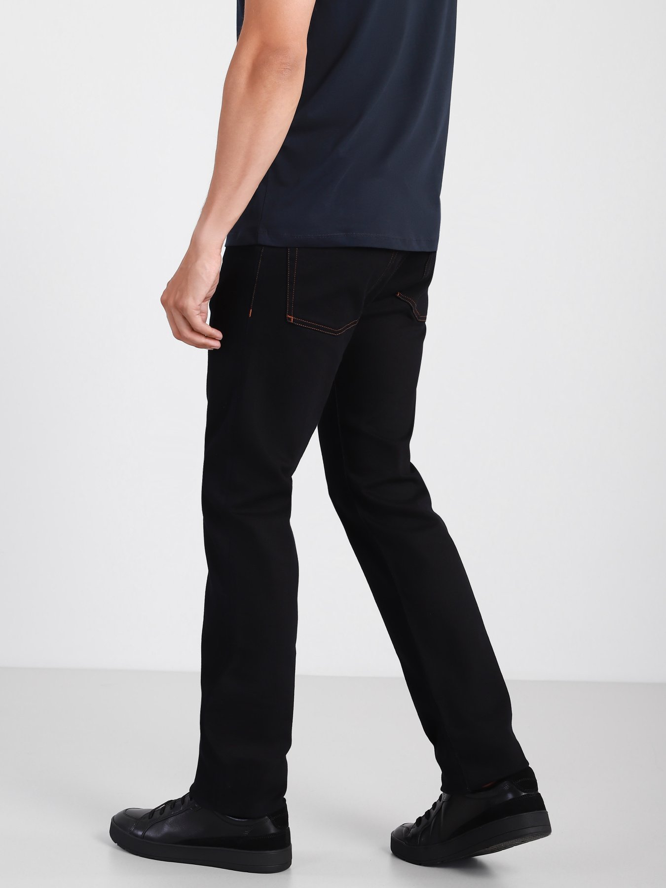 Зауженные джинсы Emporio Armani Slim модель 8N1J45-1G0IZ-0941 Фото