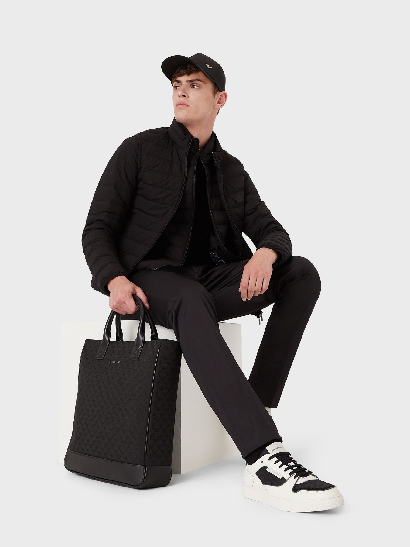 Брюки классические Emporio Armani модель 8N1P15-1NJ7Z-0999 Фото