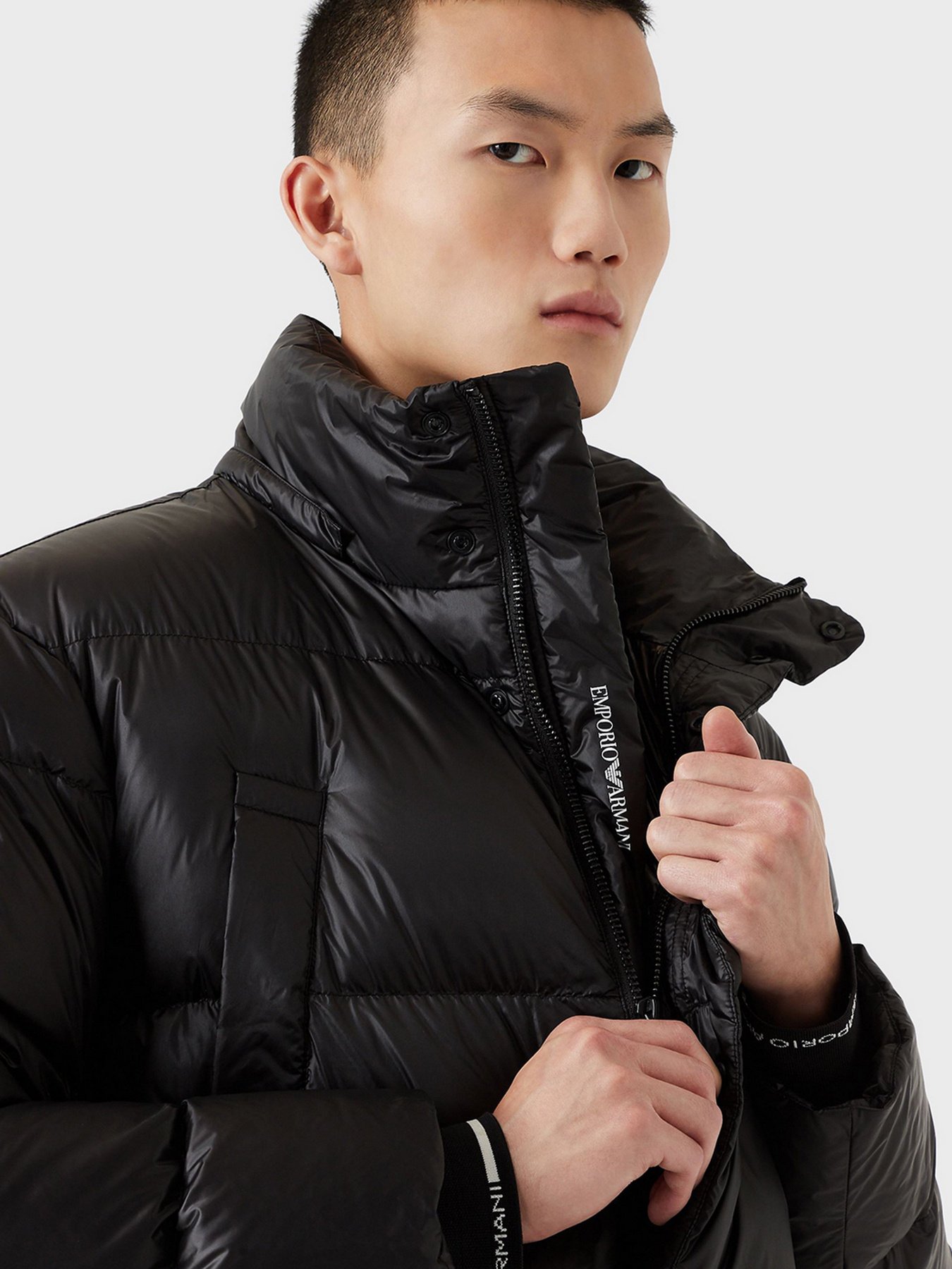 Пуховик Emporio Armani модель 6K1L78-1NYSZ-0999 Фото