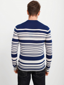 Джемпер Emporio Armani модель 6K1MXW-1MVPZ-F901 Фото